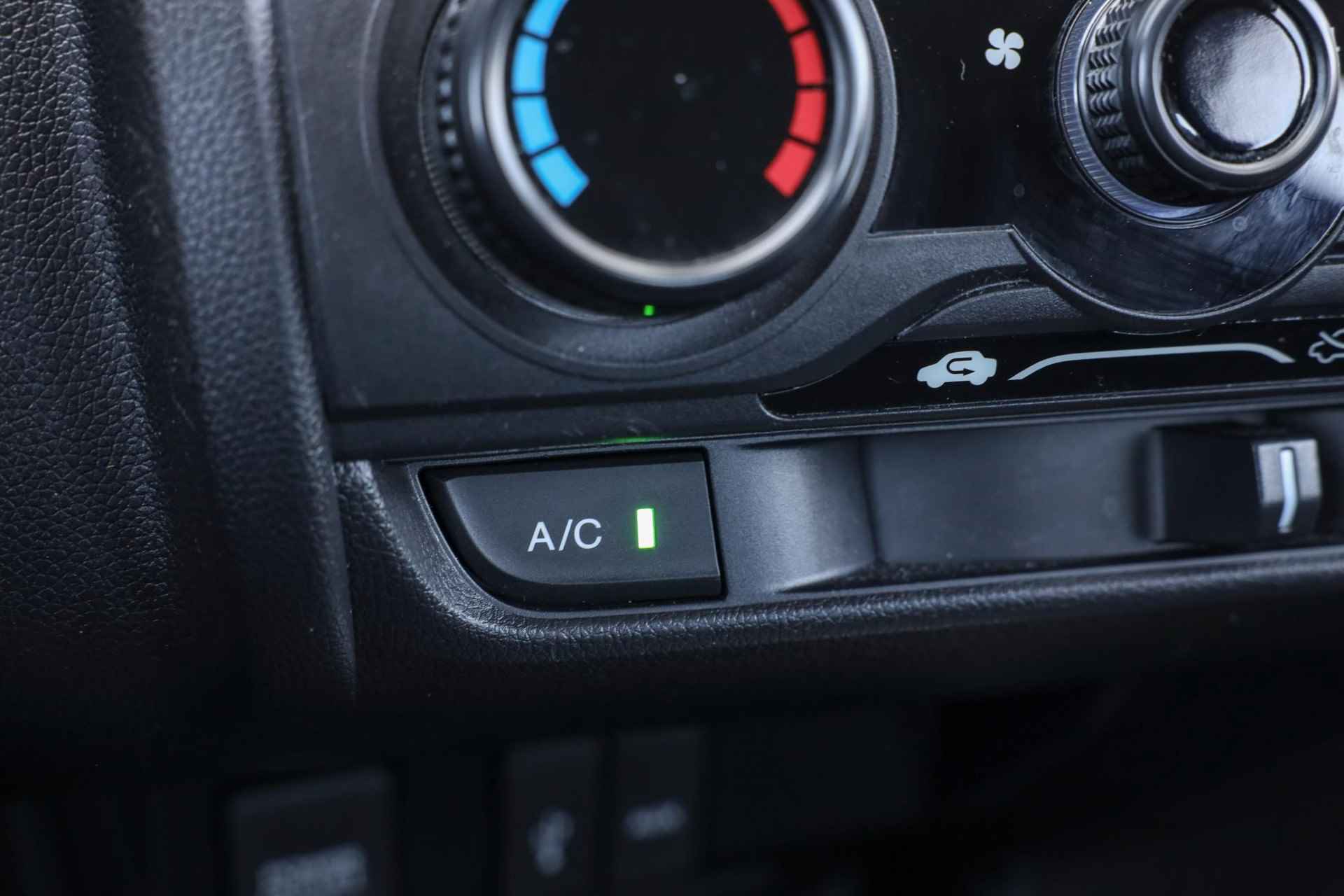Honda Jazz 1.3 i-VTEC 102 pk Aut. ✅ Stoelverwarming ✅ Airco ✅ Cruise - 27/36