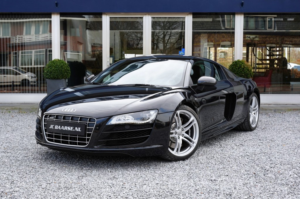 AUDI R8 5.2 V10 FSI