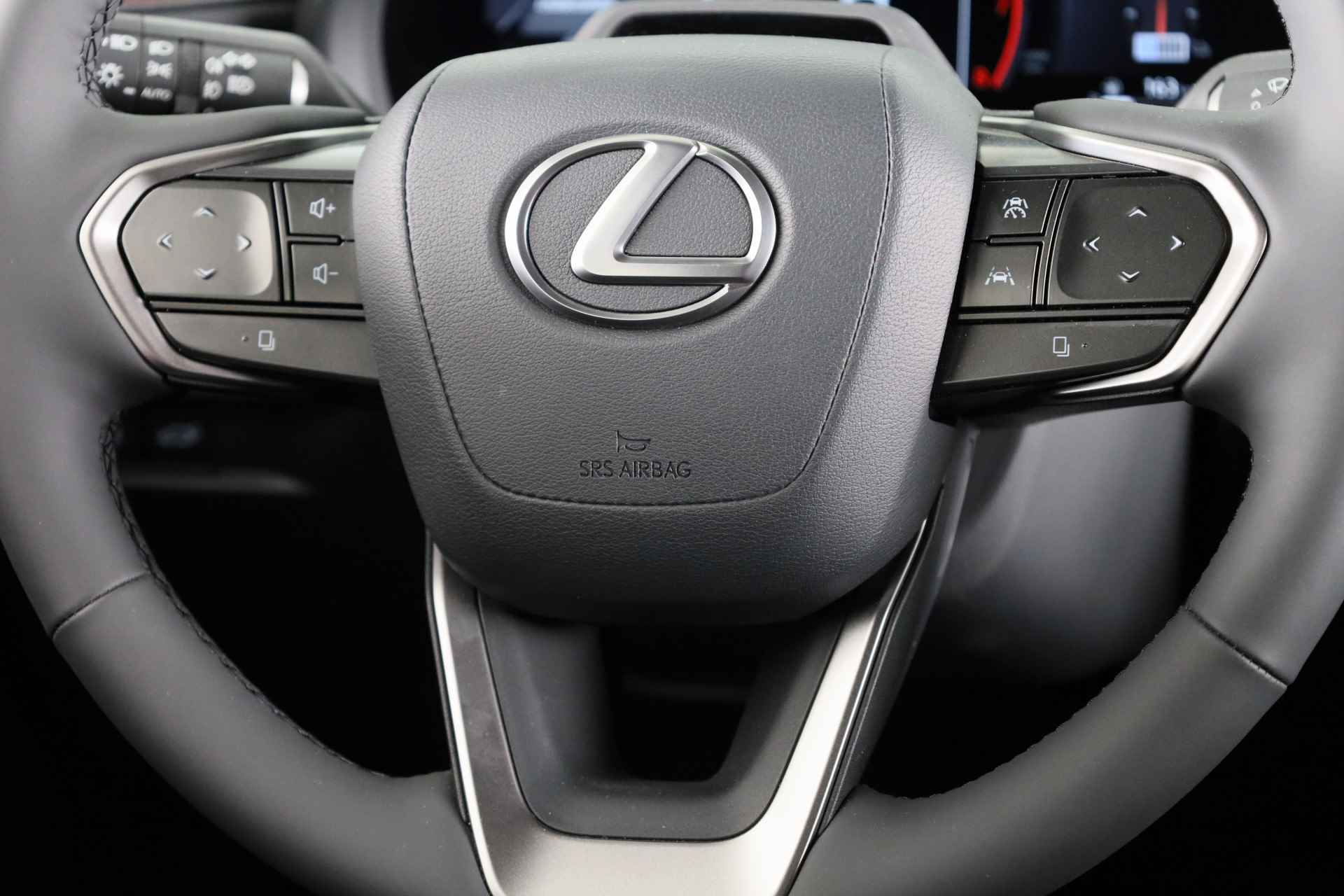 Lexus LBX Emotion 2WD *DEMO* | Advanced Pack | Stuur -/ stoelverwarming | 360° Camera | - 20/42