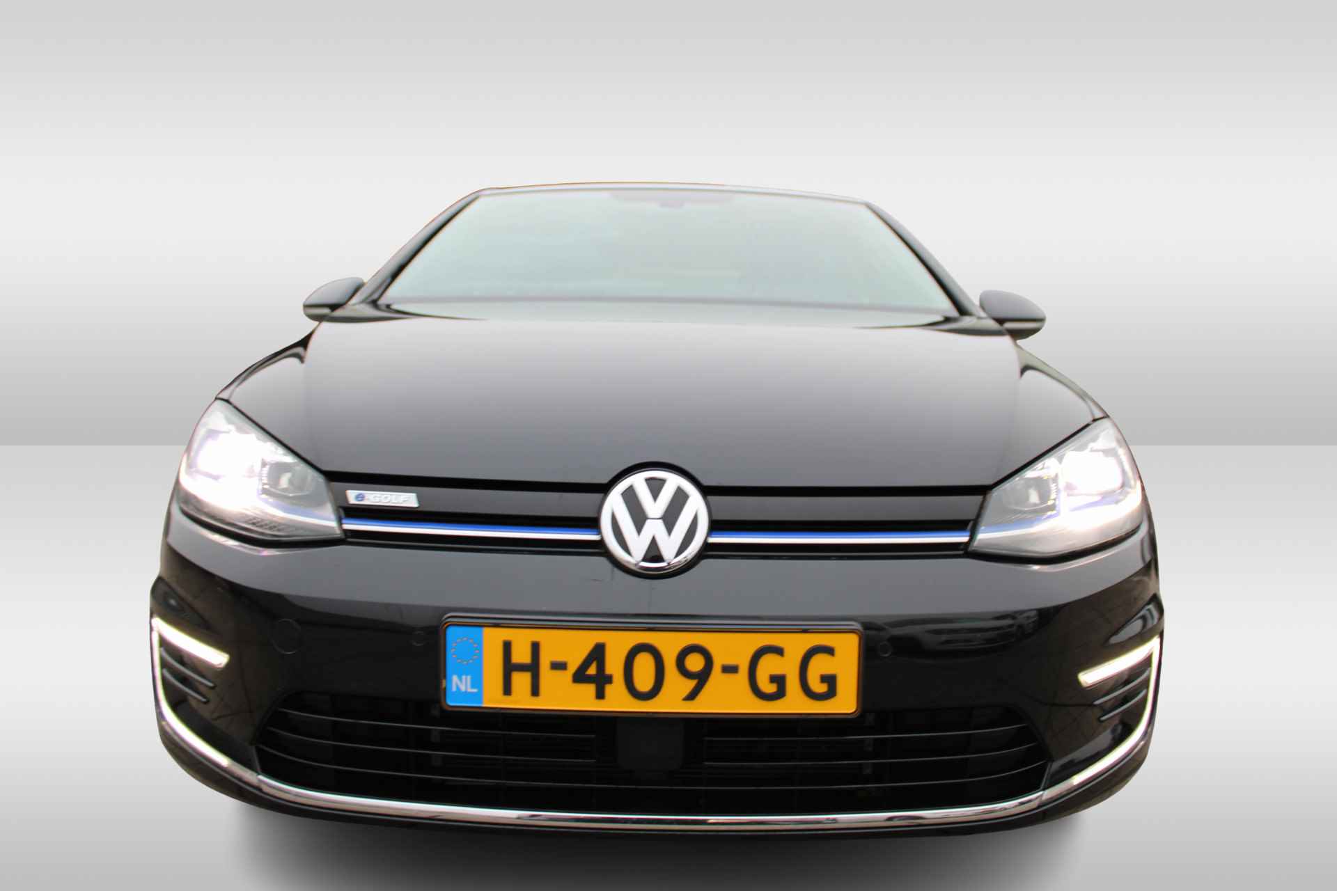 Volkswagen e-Golf E-DITION Navigatie / Partkeersensoren LED verlichting / Clima / Bluetooth / Cruise - 6/38