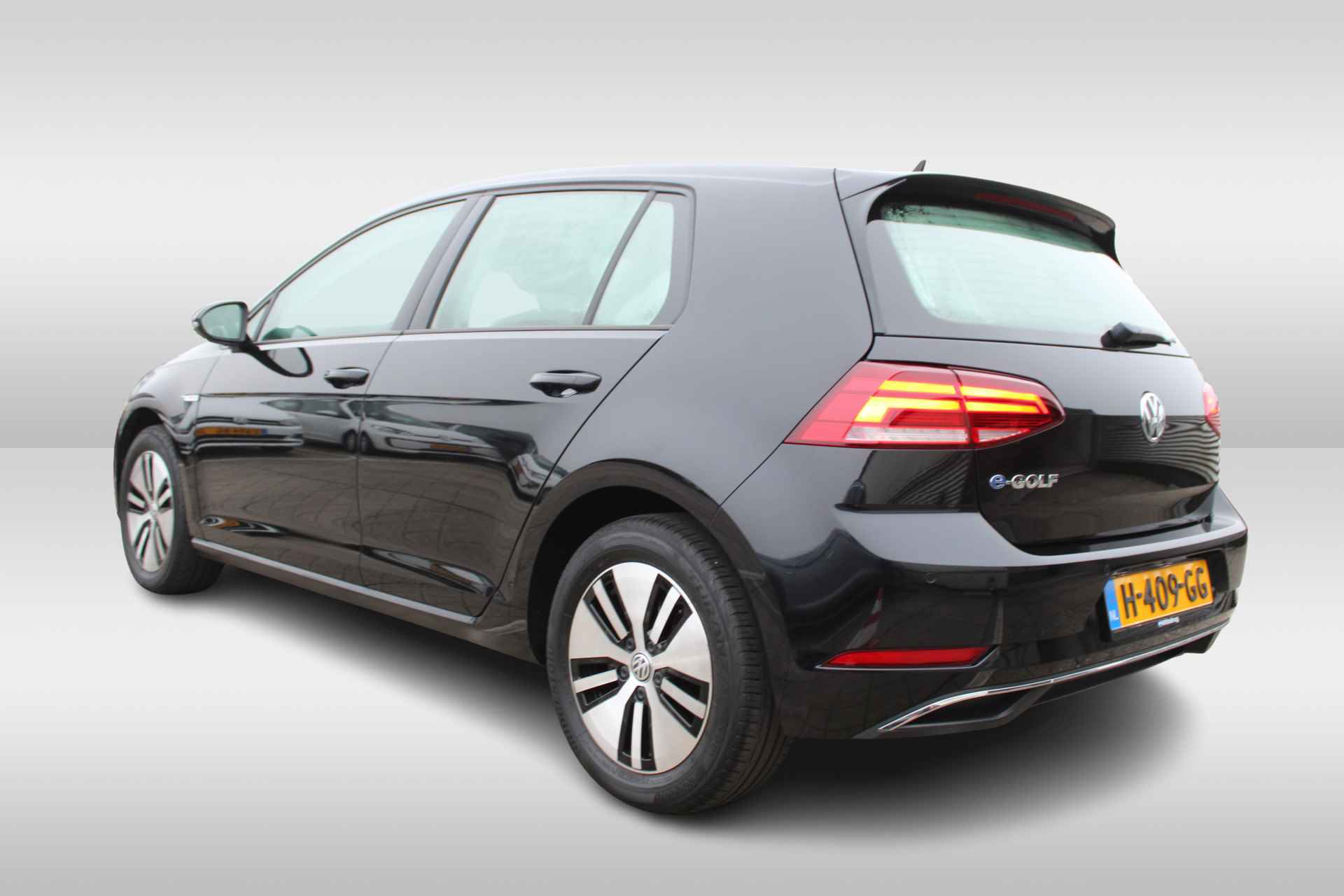 Volkswagen e-Golf E-DITION Navigatie / Partkeersensoren LED verlichting / Clima / Bluetooth / Cruise - 12/38