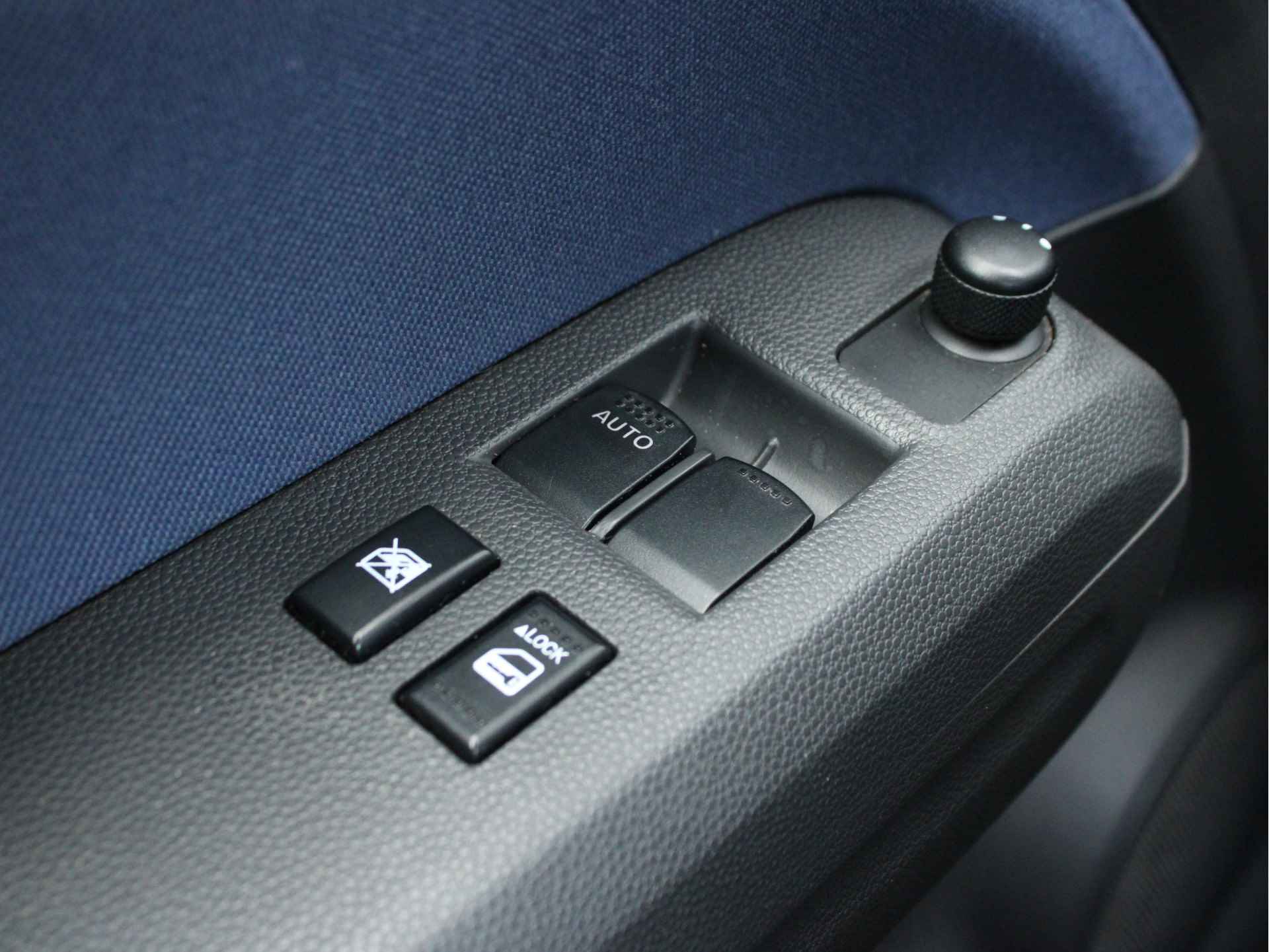 Suzuki Splash 1.2 Comfort Trekhaak, Airco, Radio/CD, Elektrische ramen voor, Hoge instap - 27/31