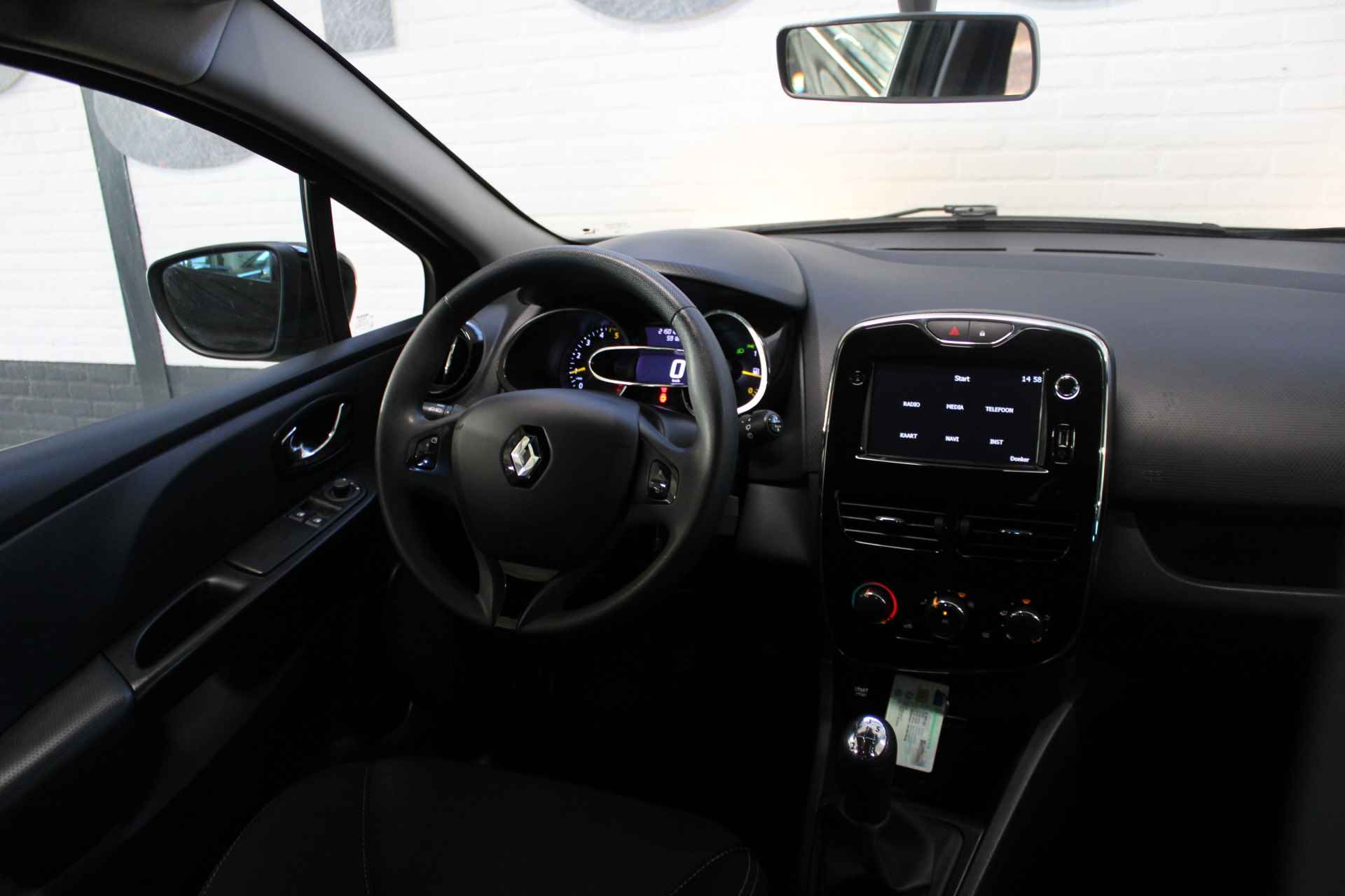 Renault Clio Estate 1.5 dCi ECO Expression | Navigatie | Cruise control | Airco | Parkeersensoren | Getinte ramen | - 40/43