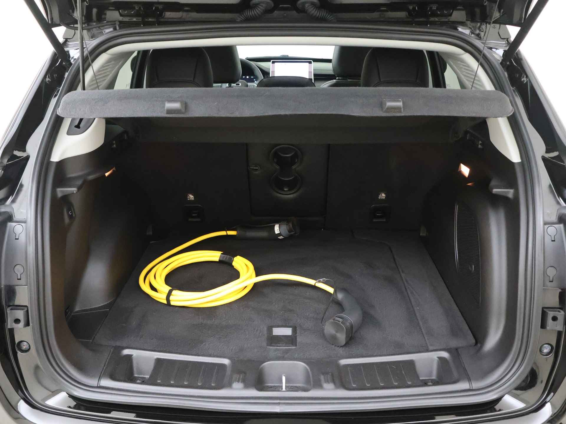 Jeep Compass 4xe 240 Plug-in Hybrid Electric S | Schuif kanteldak | Leder interieur | Navigatie | Camera - 44/57