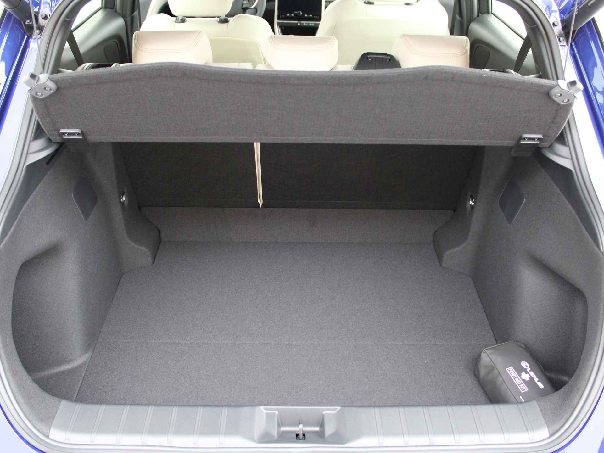 Lexus LBX Elegant | Leder | Stoel- en stuurverwarming | Park Assist | Lexus Link Pro Multimedia | - 37/49