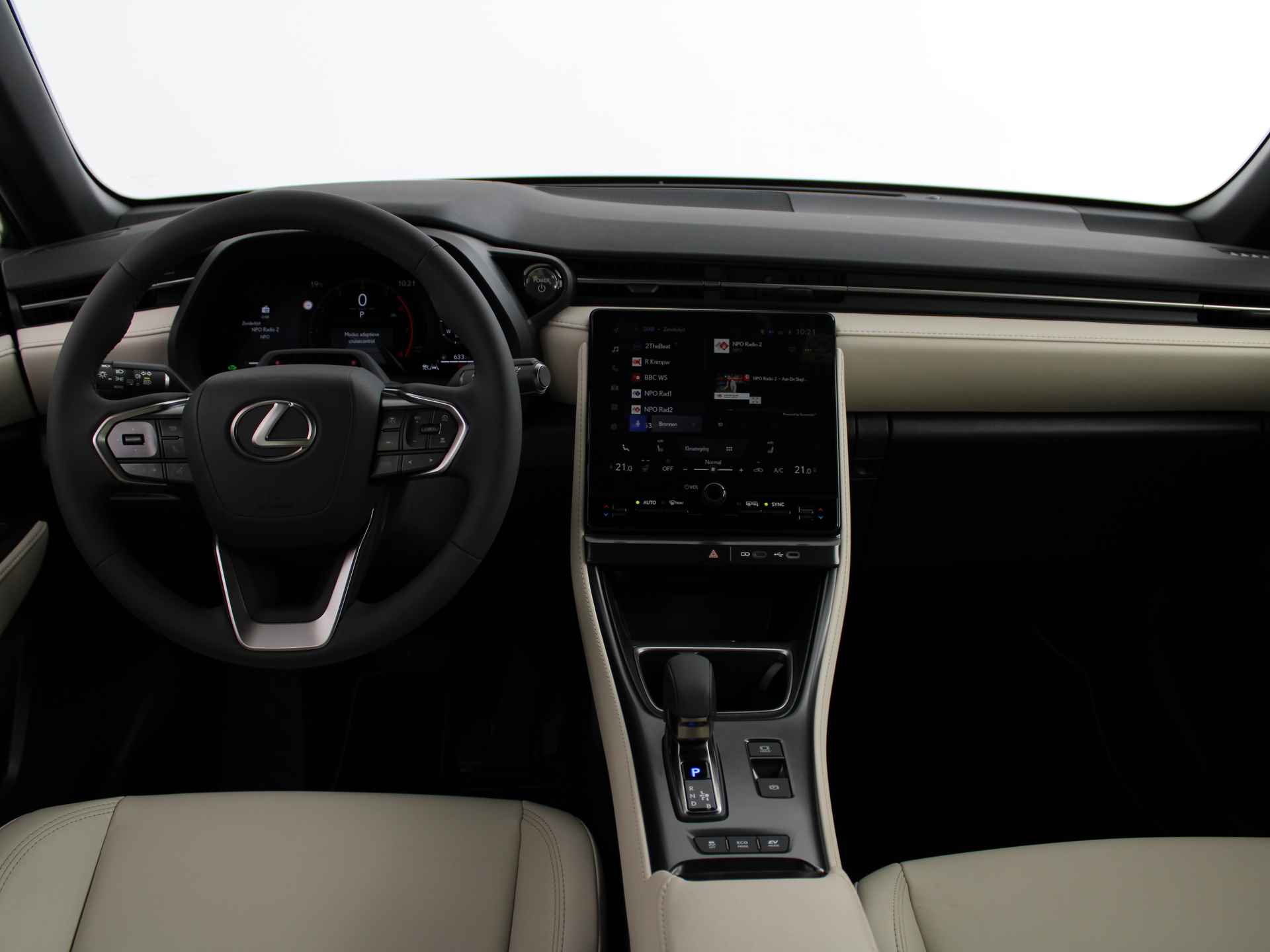 Lexus LBX Elegant | Leder | Stoel- en stuurverwarming | Park Assist | Lexus Link Pro Multimedia | - 7/49