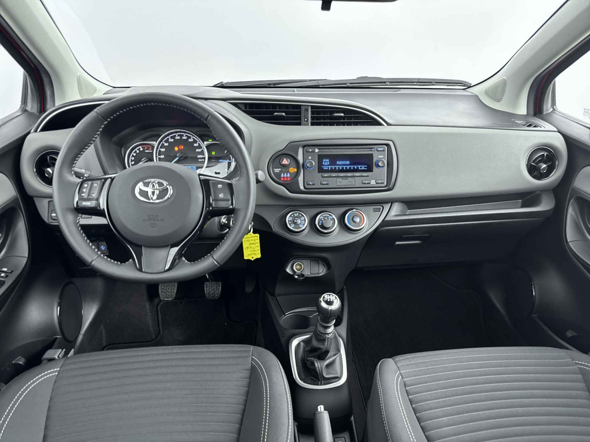 Toyota Yaris 1.5 VVT-i Comfort | Airco | Bluetooth | Radio | - 6/38