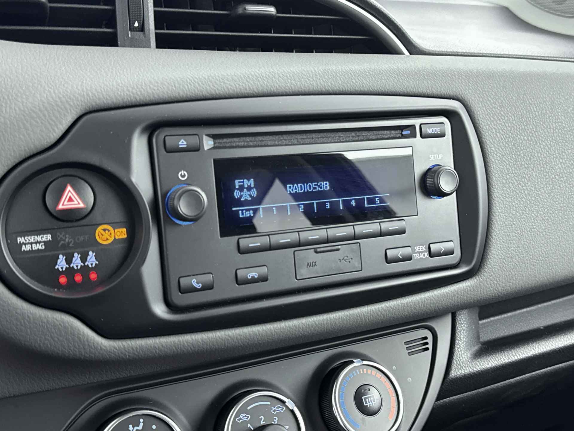 Toyota Yaris 1.5 VVT-i Comfort | Airco | Bluetooth | Radio | - 8/38