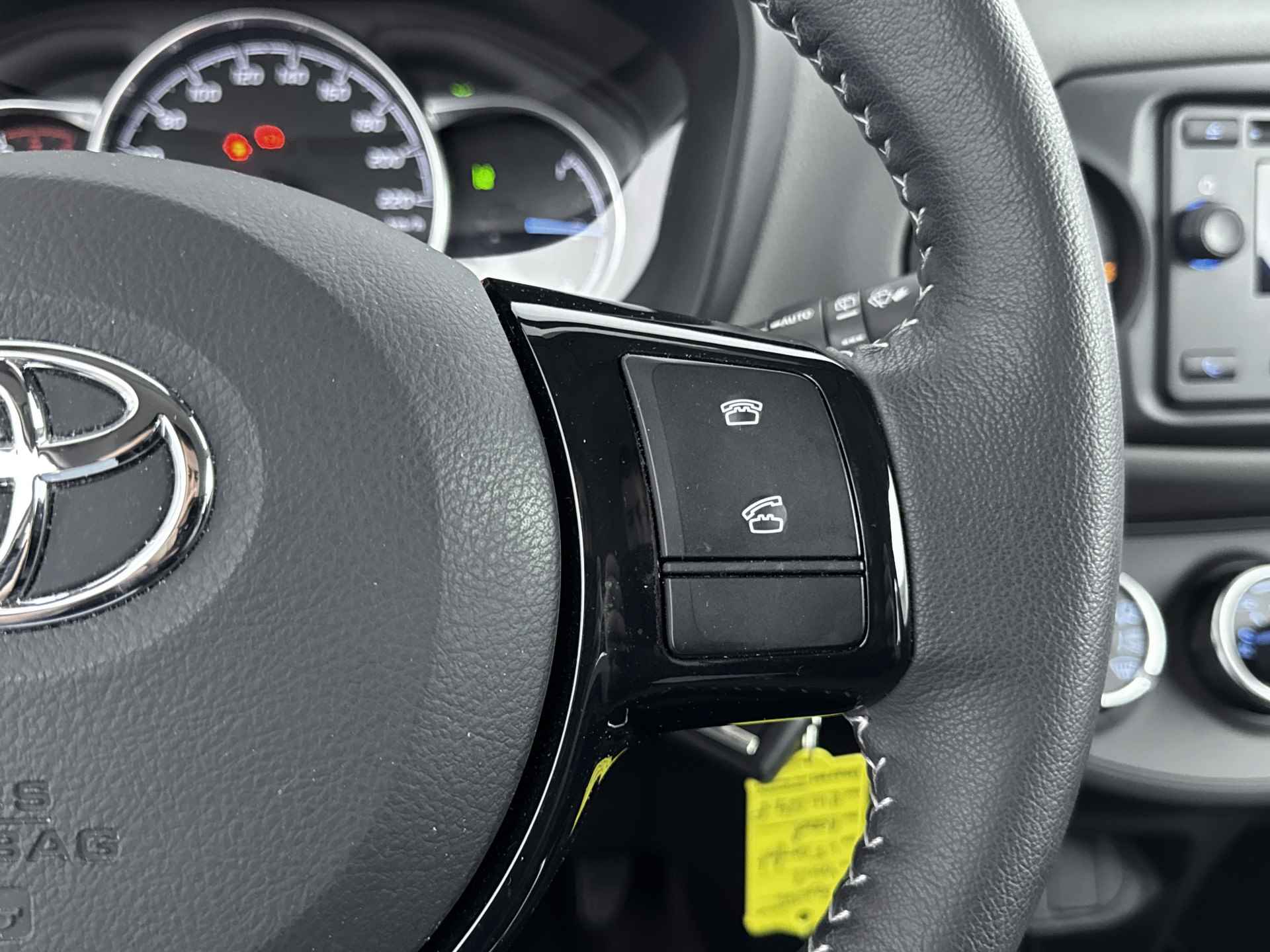 Toyota Yaris 1.5 VVT-i Comfort | Airco | Bluetooth | Radio | - 20/38