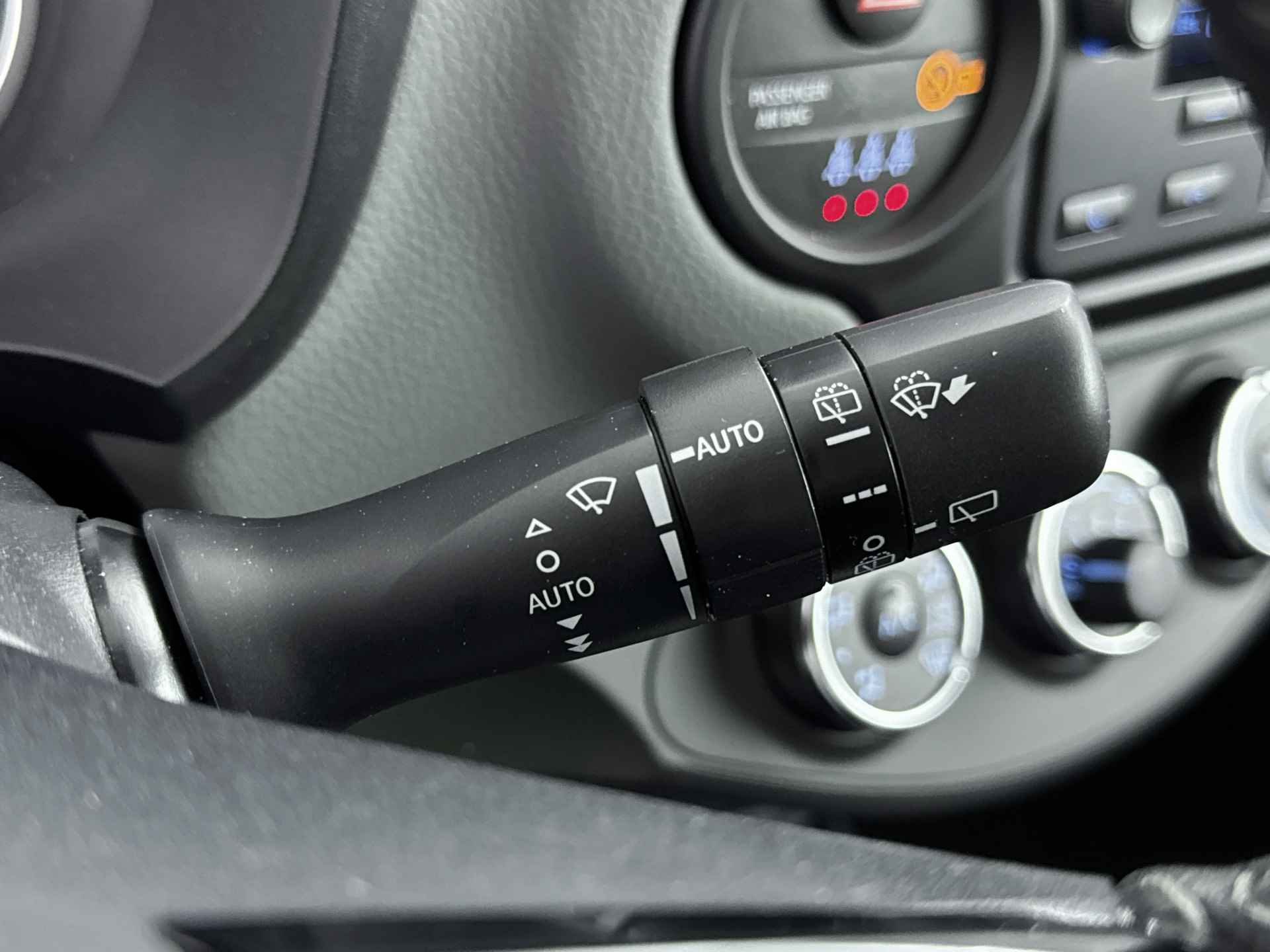 Toyota Yaris 1.5 VVT-i Comfort | Airco | Bluetooth | Radio | - 22/38