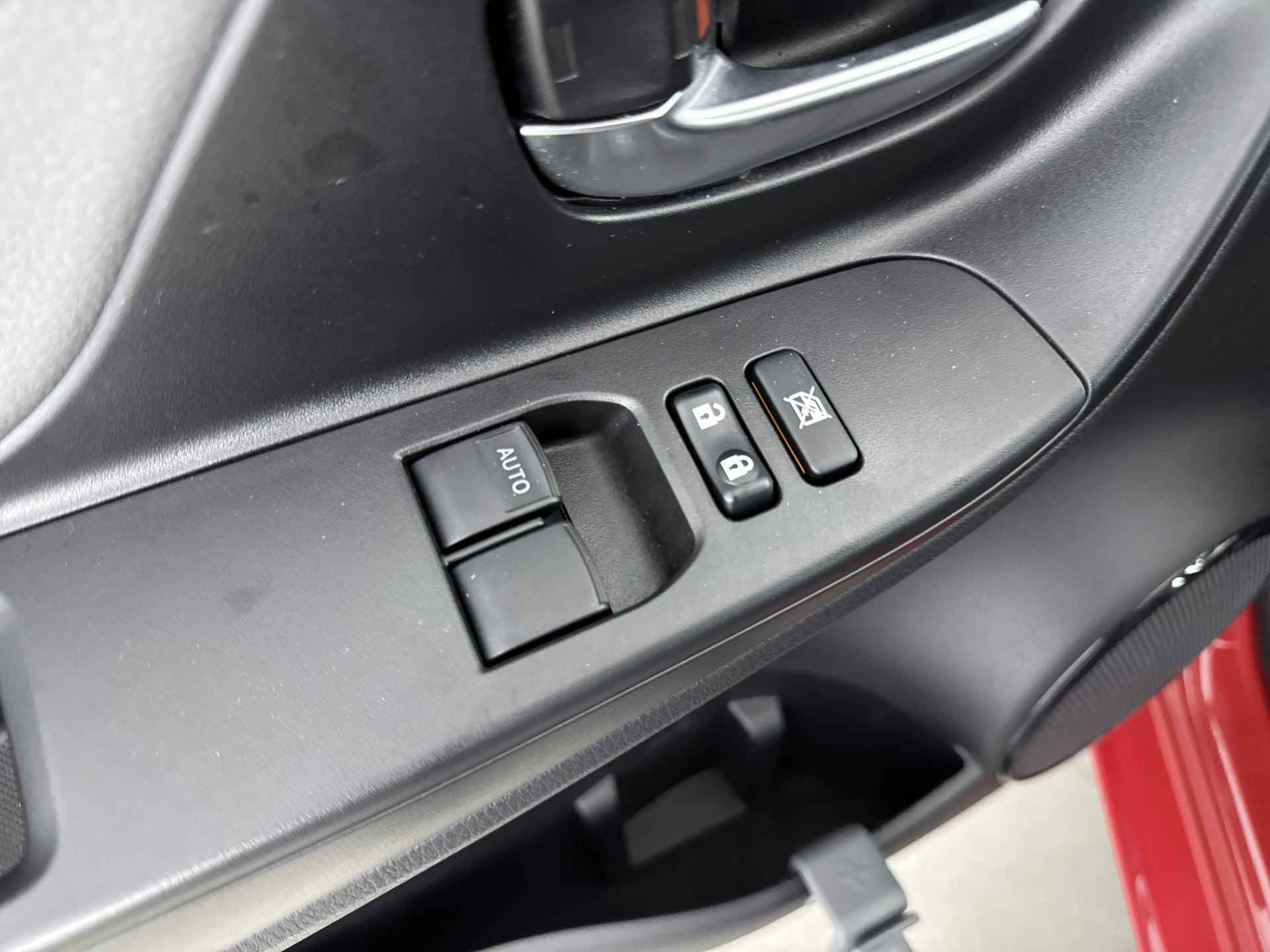 Toyota Yaris 1.5 VVT-i Comfort | Airco | Bluetooth | Radio | - 30/38