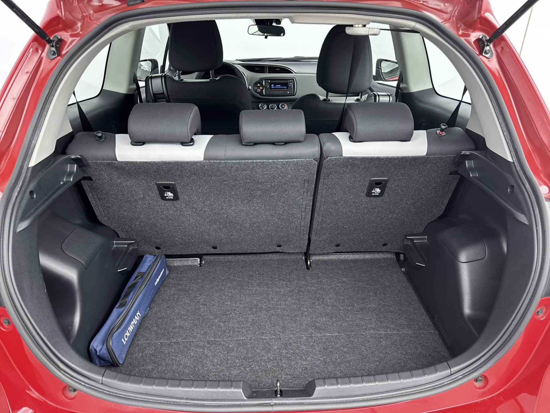 Toyota Yaris 1.5 VVT-i Comfort | Airco | Bluetooth | Radio | - 33/38