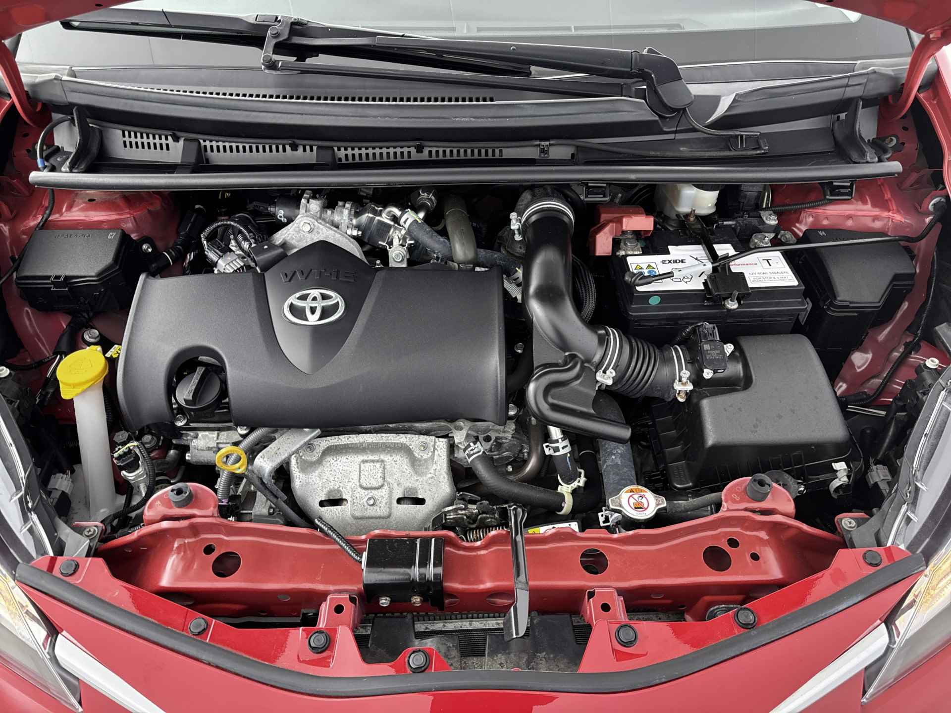 Toyota Yaris 1.5 VVT-i Comfort | Airco | Bluetooth | Radio | - 36/38