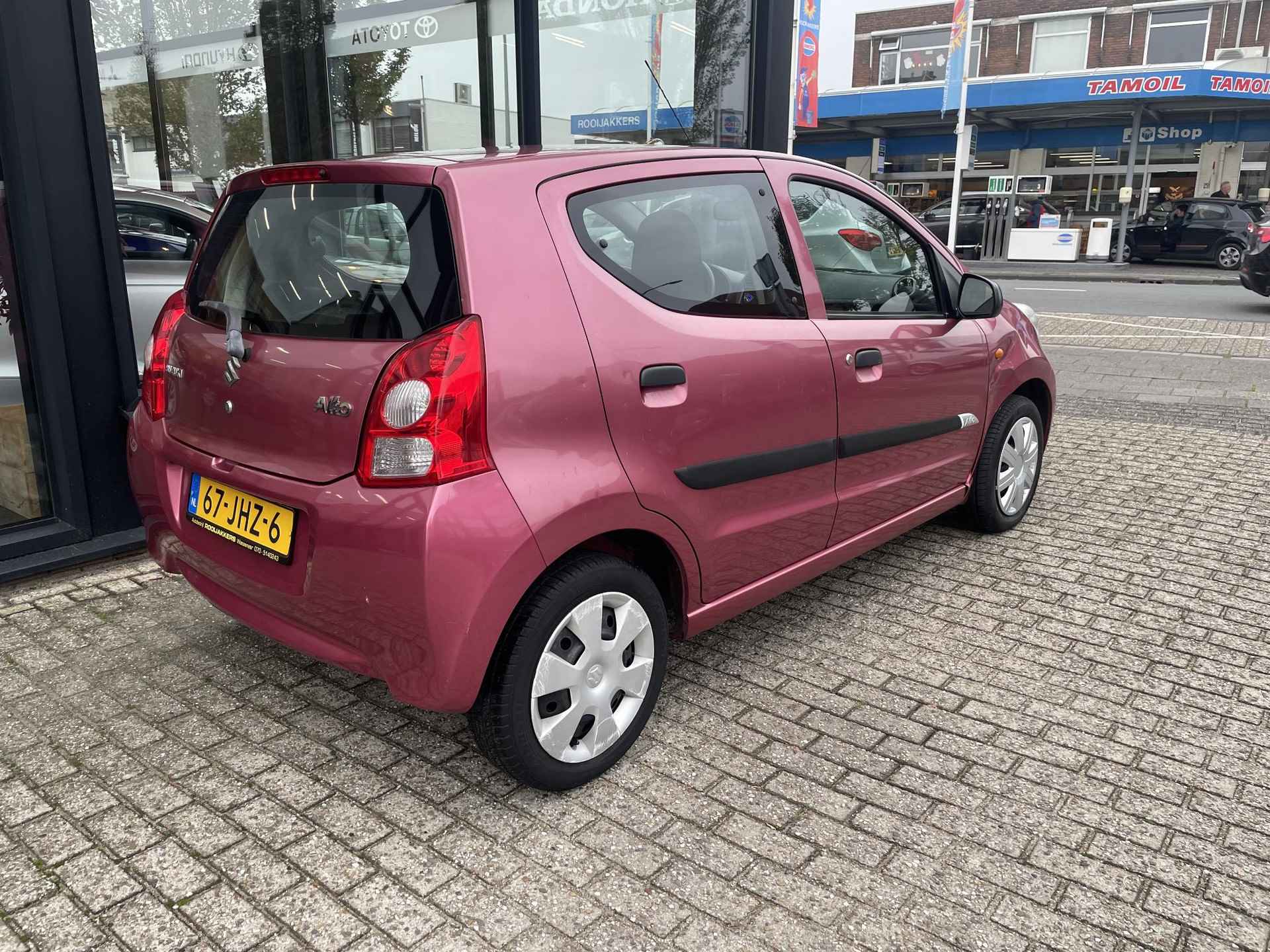 Suzuki Alto 1.0 Comfort R.v. scherm schade - 4/15