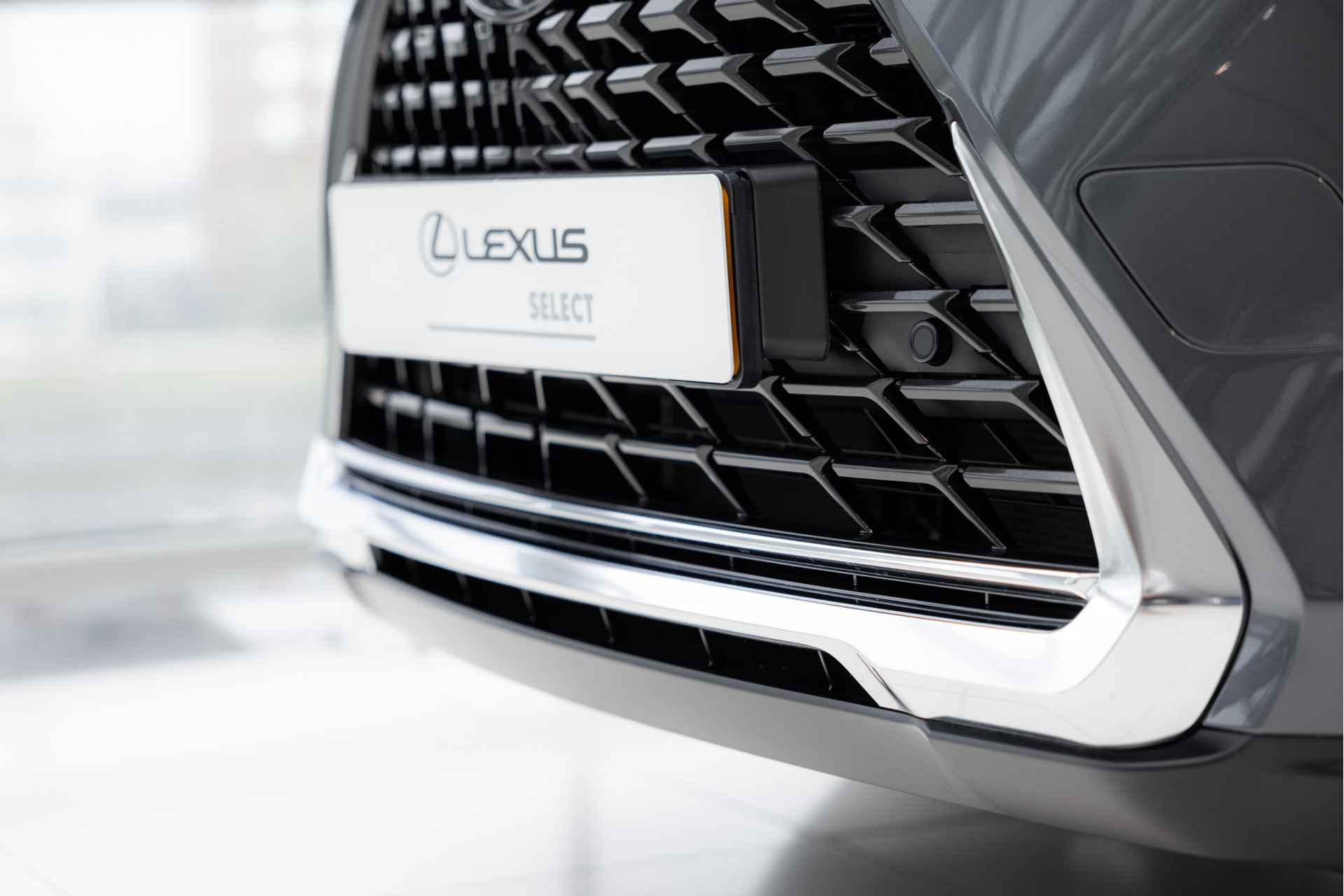Lexus UX 250h Business Line | Achteruitrijcamera | Climate Control | Parkeersensoren | PhoneConnect | - 30/51
