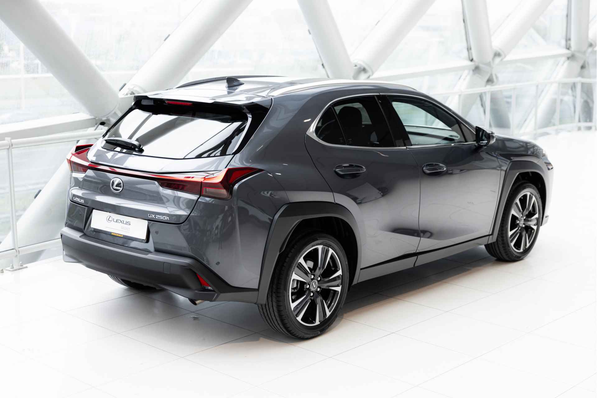 Lexus UX 250h Business Line | Achteruitrijcamera | Climate Control | Parkeersensoren | PhoneConnect | - 3/56