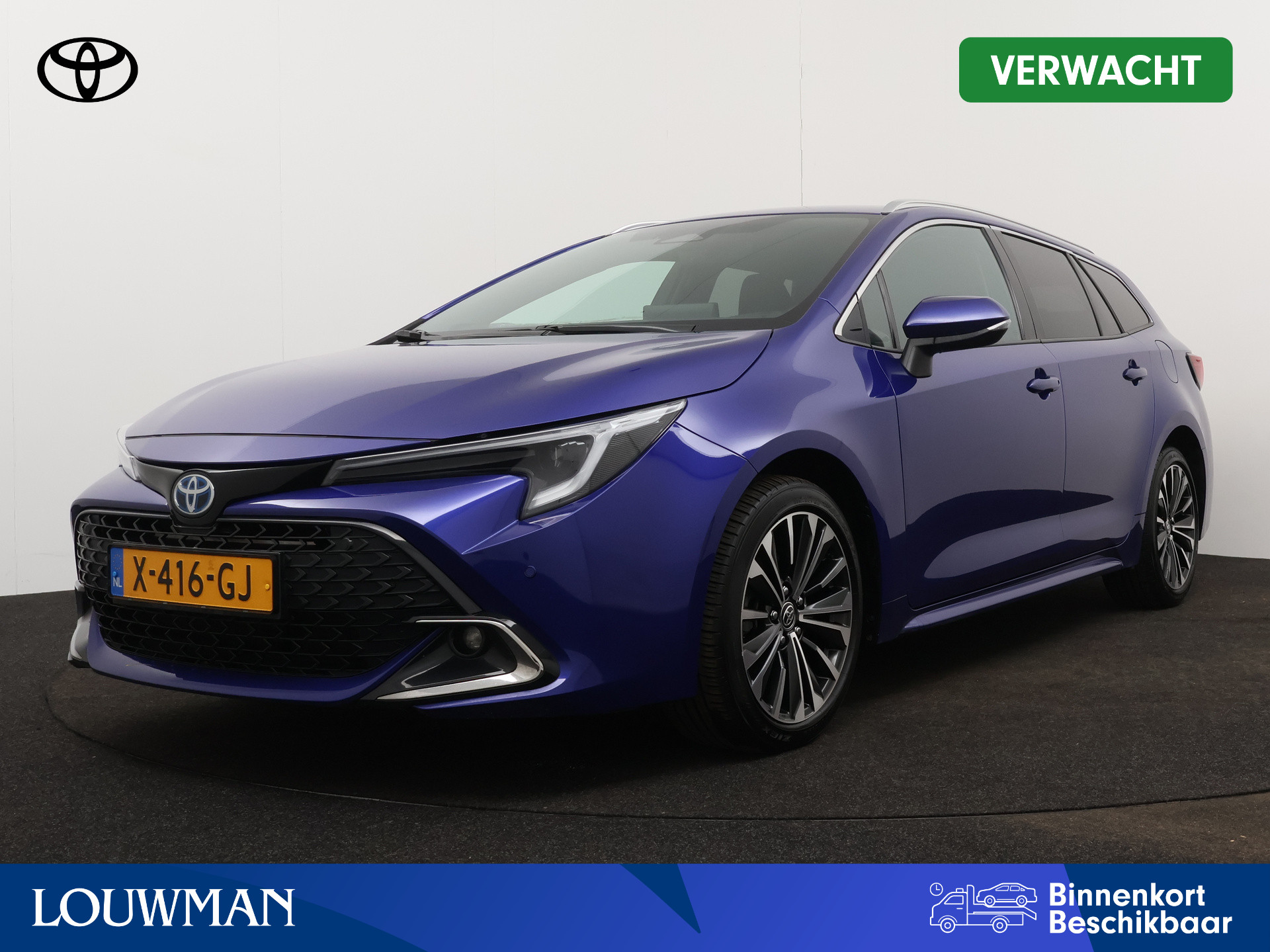 Toyota Corolla Touring Sports 1.8 Hybrid First Edition | Navigatie | Camera | Parkeersensoren | LM velgen | Stoelverwarming | Draadloze telefoonlader | Elektrisch bedienbare achterklep met sensorsturing |