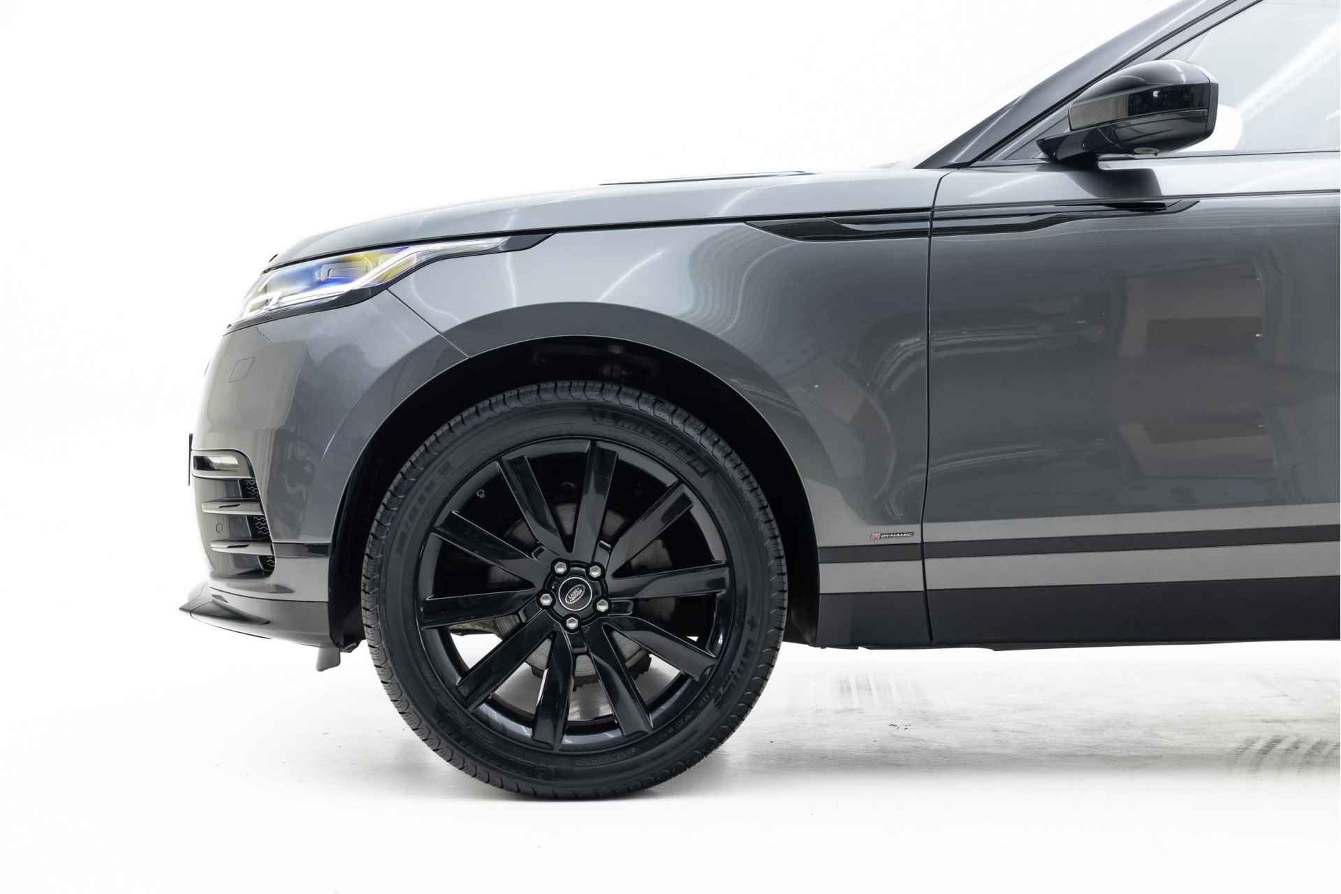 Land Rover Range Rover Velar P250 Turbo AWD R-Dynamic | Black Pack | Pano | 21 Inch | Meridian Audio | Afn Trekhaak | Verwarmbaar stuur - 30/36