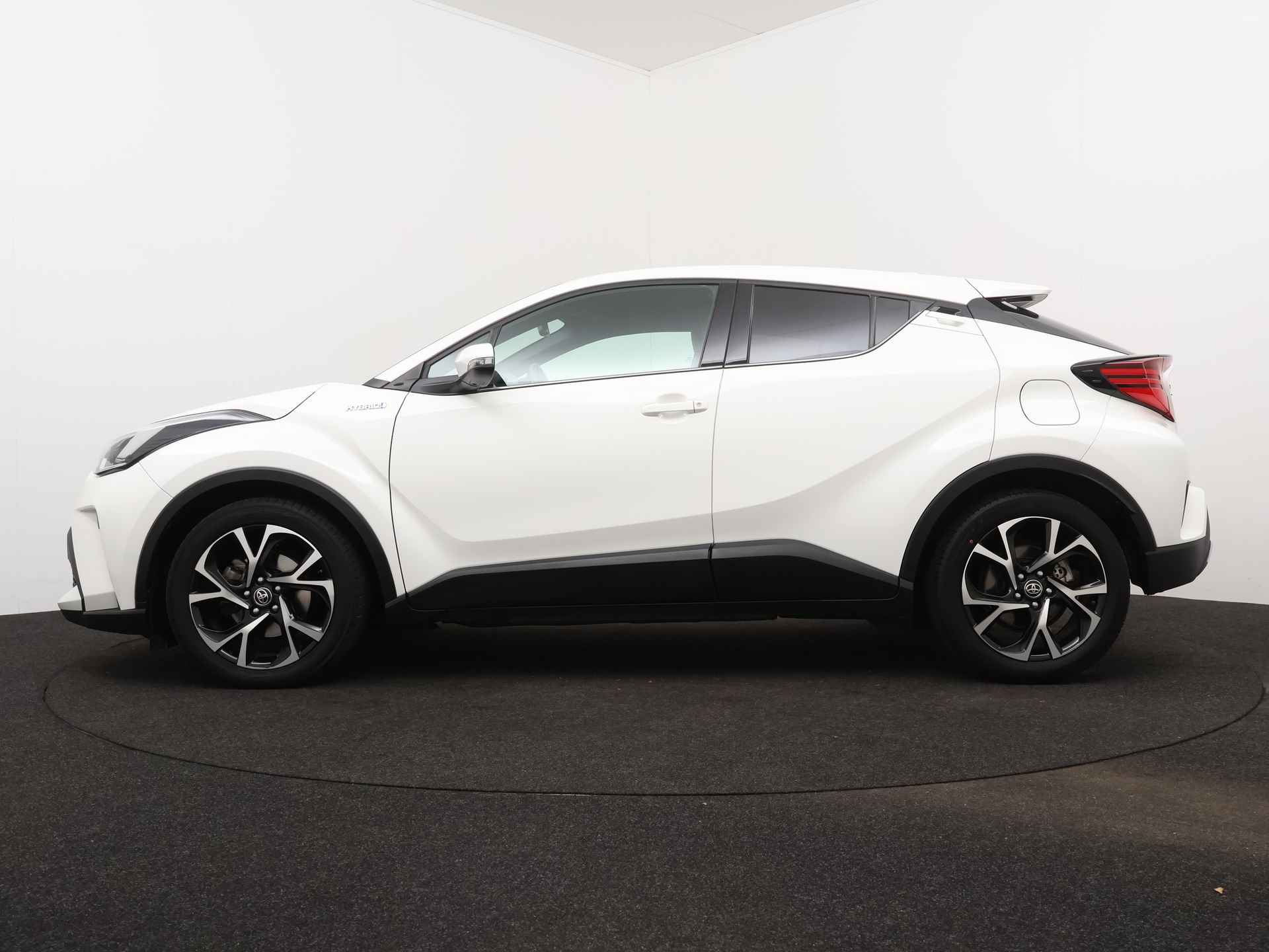 Toyota C-HR 2.0 Hybrid First Edition - 4/46