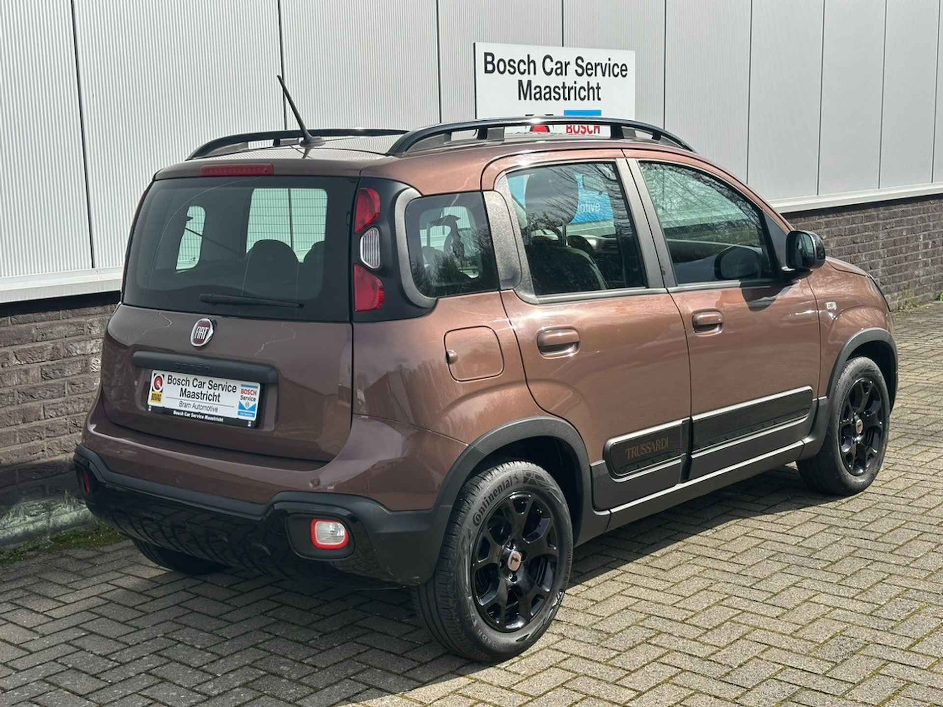 Fiat Panda 1.2 City Cross Trussardi | Italian Brown | Leer | Unieke verschijning Interesse, Proefrit? Bel of app met: 06-24 28 28 42 - 5/23