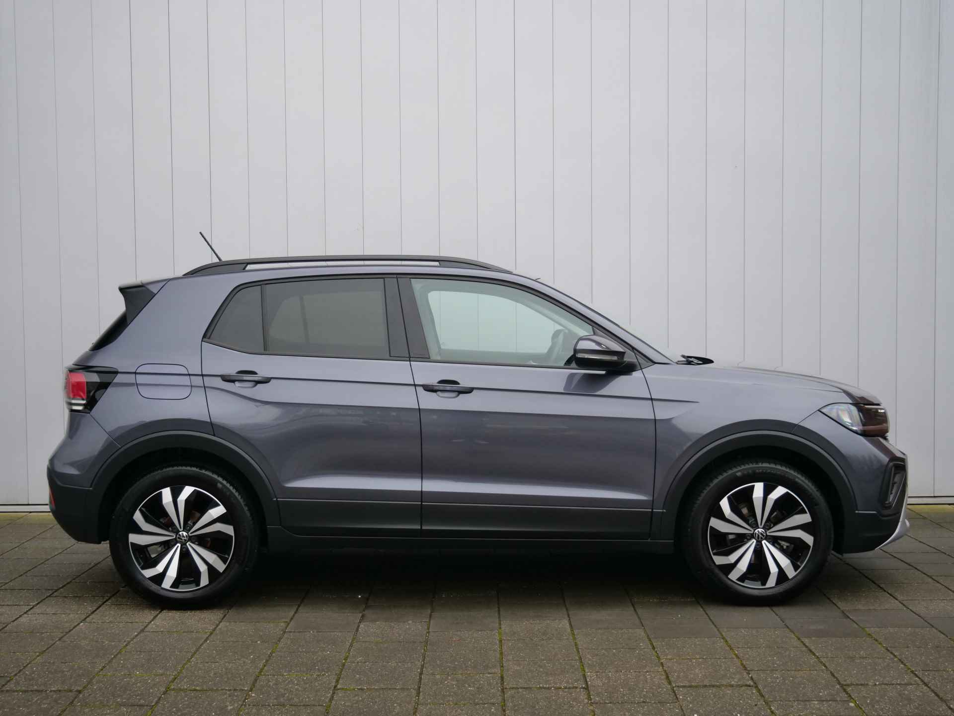 Volkswagen T-Cross 1.0 TSI Life Edition 116 Pk Automaat DAB / Apple Carplay / Camera - 3/39