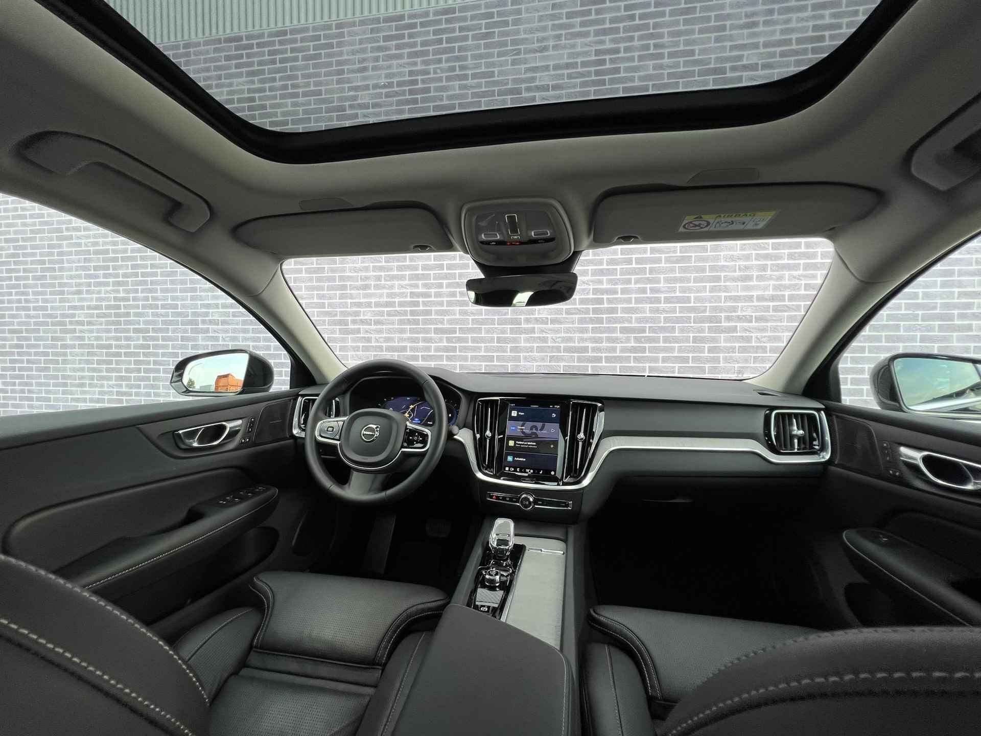 Volvo S60 2.0 B4 Plus Bright | Geventileerd leer | Panoramadak | Trekhaak |  360 Camera | Parkeerverwarming | Harman Kardon | - 8/8