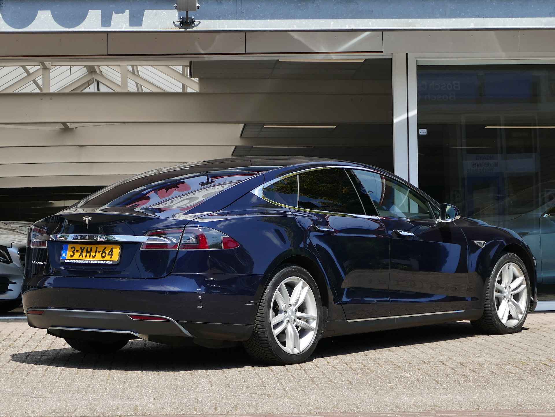 Tesla Model S 85 | FREE CHARGE | stoelverwarming | licht leder interieur | all-season-banden - 2/48