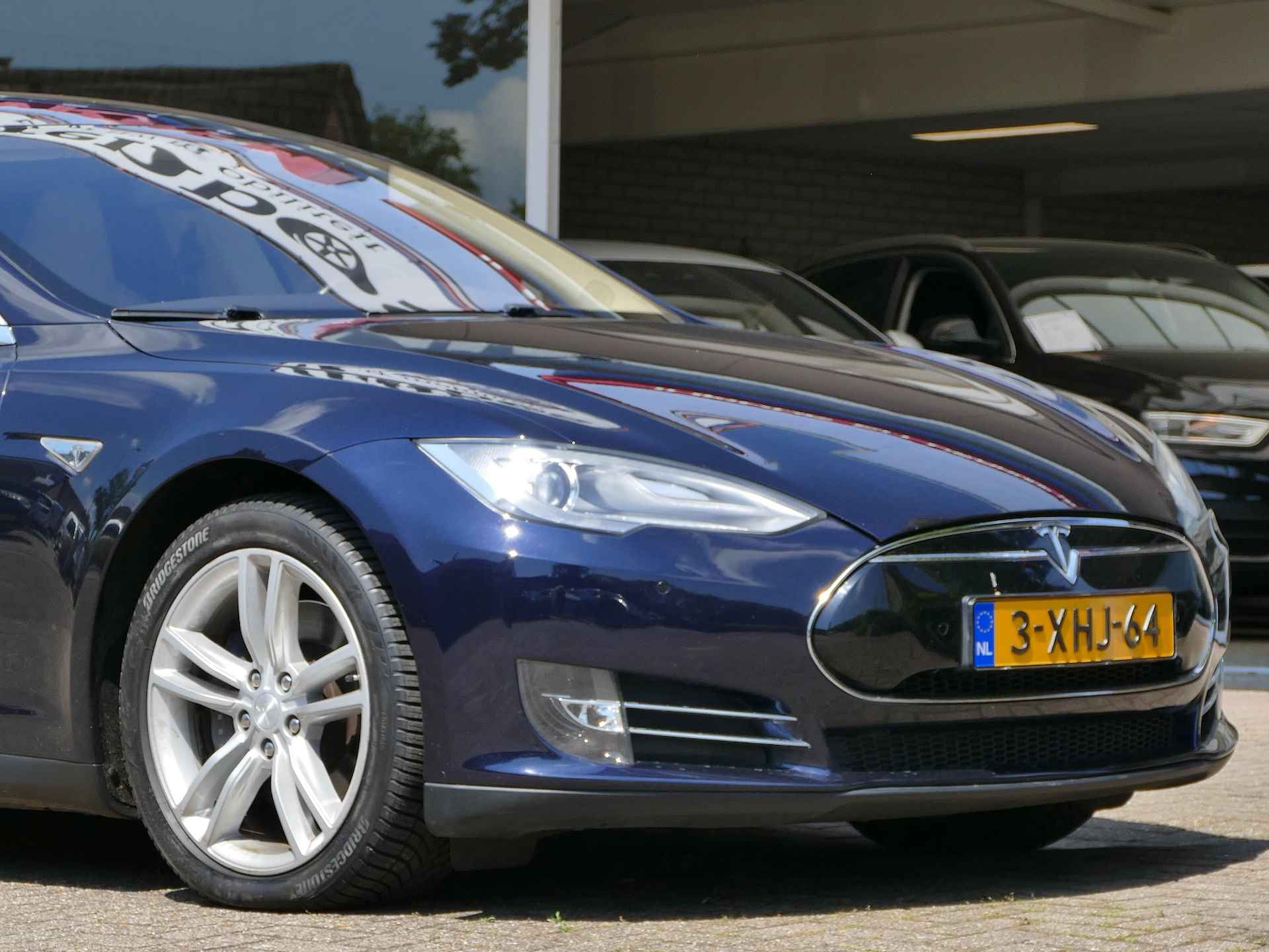 Tesla Model S 85 | FREE CHARGE | stoelverwarming | licht leder interieur | all-season-banden - 3/48