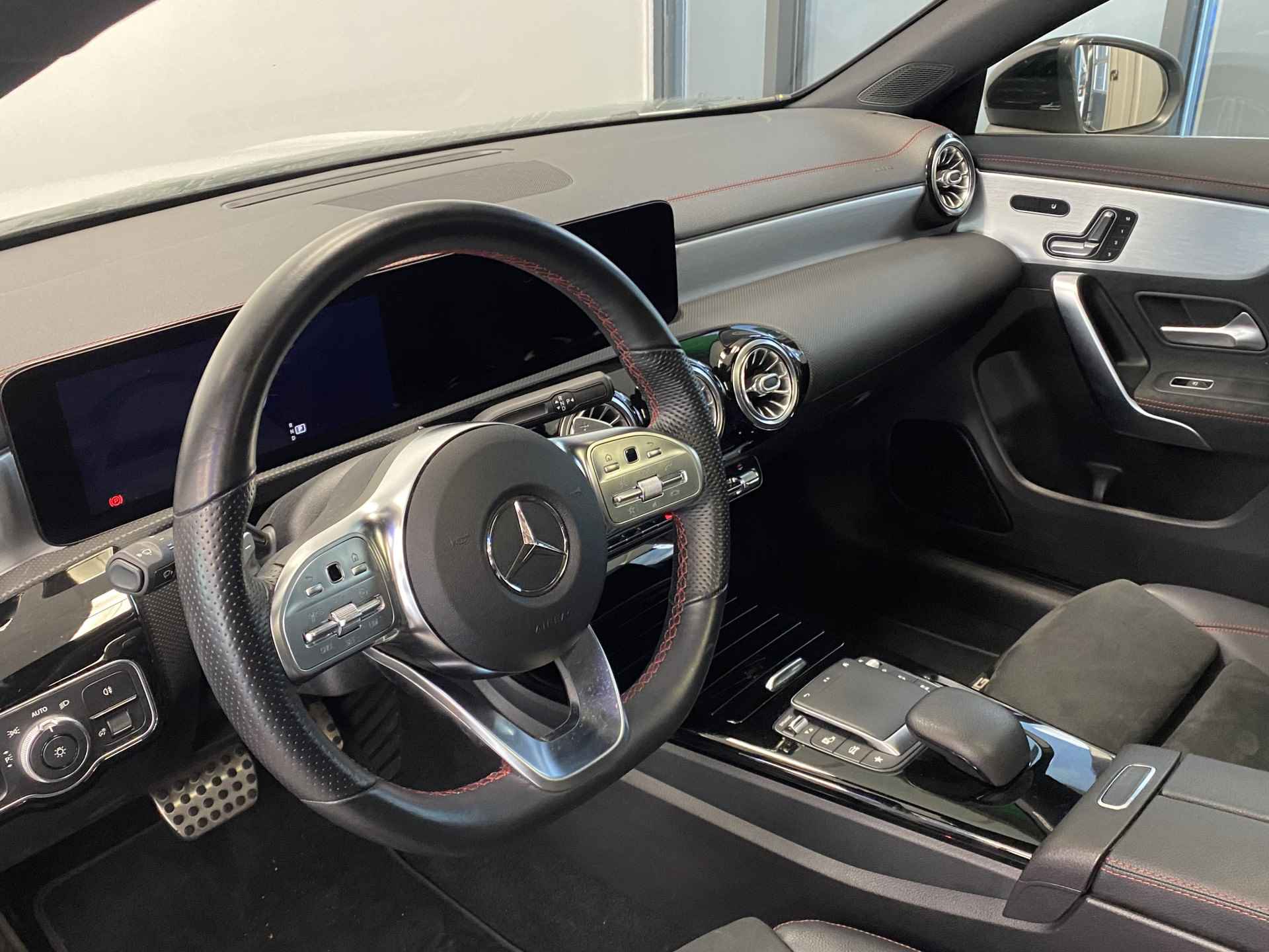 Mercedes-Benz CLA-Klasse 180 Business Solution AMG Panoramadak Sfeerverlichting 18LMV Cruise control DAB+ 2 Jaar garantie mogelijk* ( vraag naar de voorwaarde) - 7/27