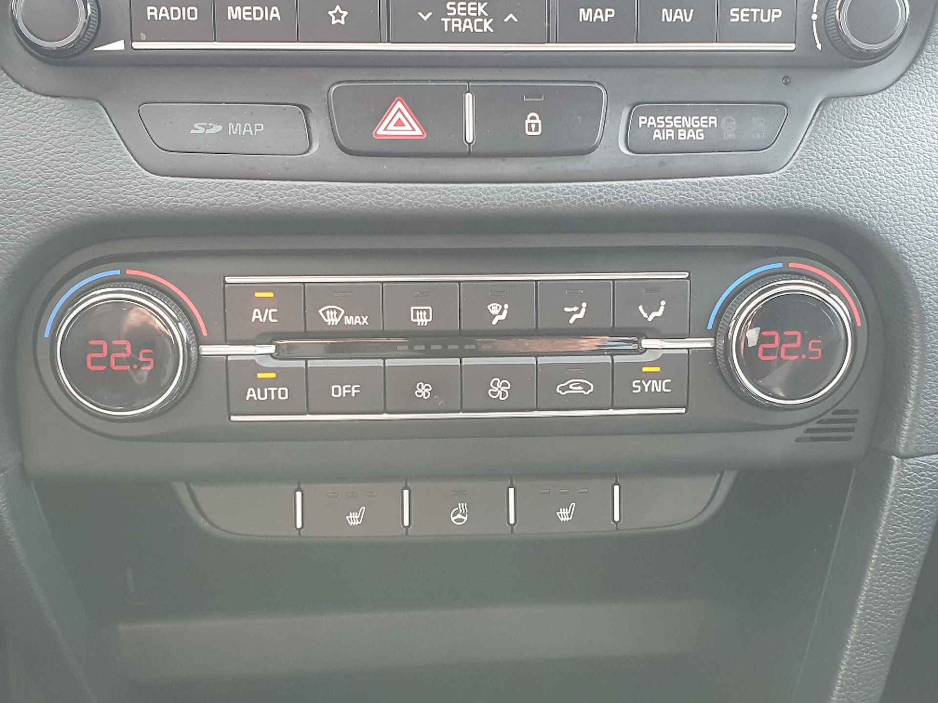 Kia Ceed Sportswagon 1.4 T-GDi DynamicPlusLine Navigatie, Half Leder, Stoel/Stuurverwarming, 16"Lm, Cruise Control, Climate Control - 11/21