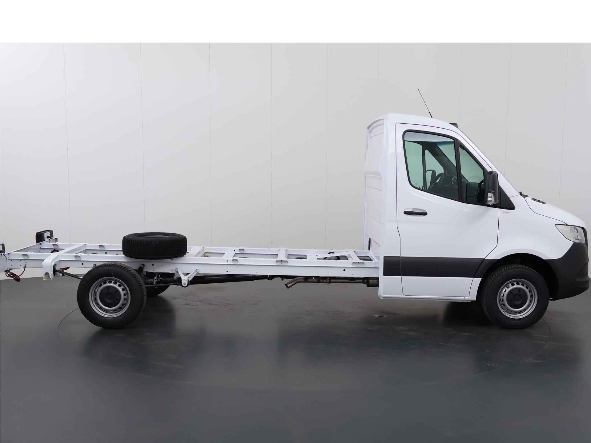 Mercedes-Benz Sprinter 317 CDI Chassis L3 RWD PRO SMARTBOX MEUBELBAK MET LAADKLEP - 7/38