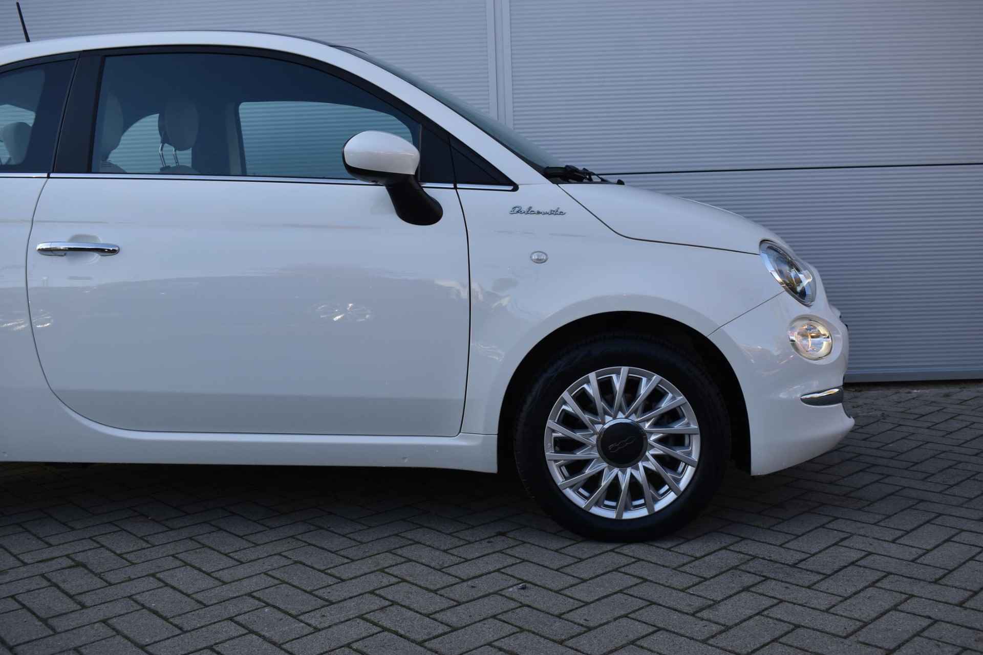 Fiat 500 1.0 Hybrid Dolcevita CARPLAY / ECC / DIGITALE KLOK - 12/46