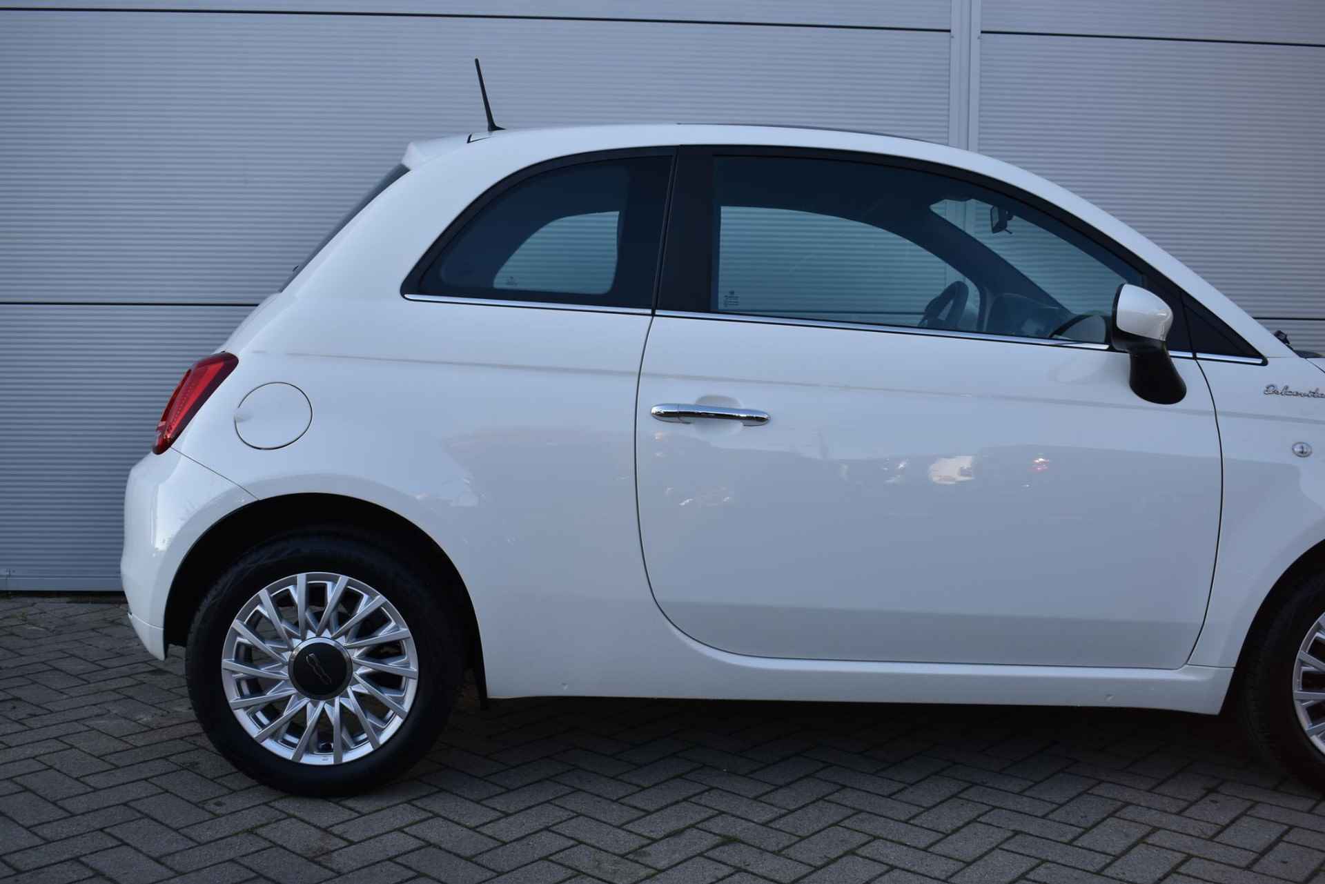 Fiat 500 1.0 Hybrid Dolcevita CARPLAY / ECC / DIGITALE KLOK - 13/46