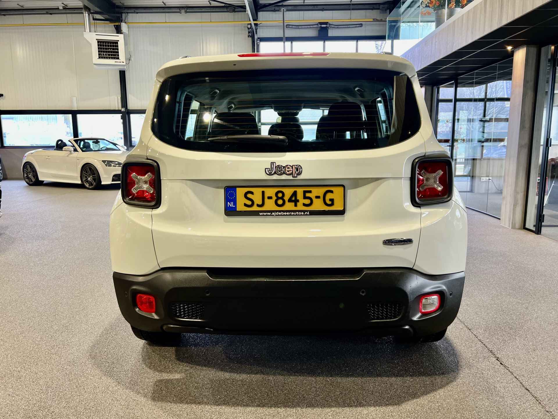 Jeep Renegade 1.4 MultiAir Longitude Navigatie | Cruise - 10/42