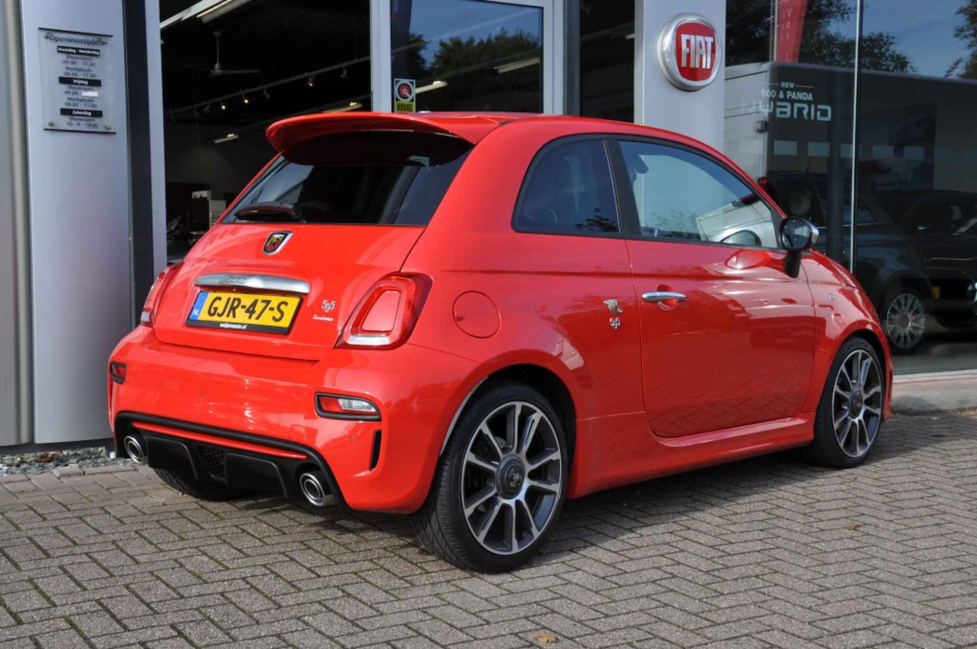 Abarth 500 Rosso 1.4 T-Jet Ab. Tur 70 - 15/25