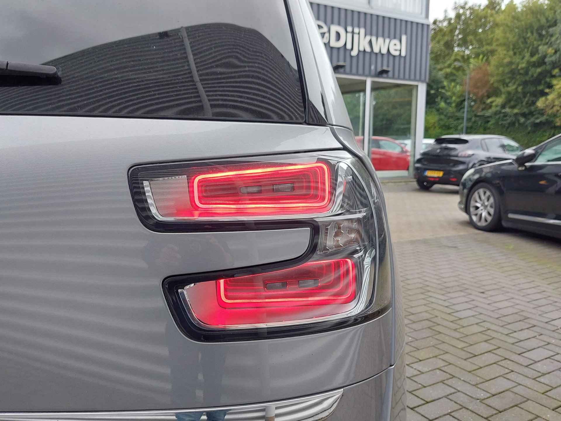 Citroen Grand C4 Picasso 1.6 165 pk Shine Automaat 7p. Trekhaak - 37/39