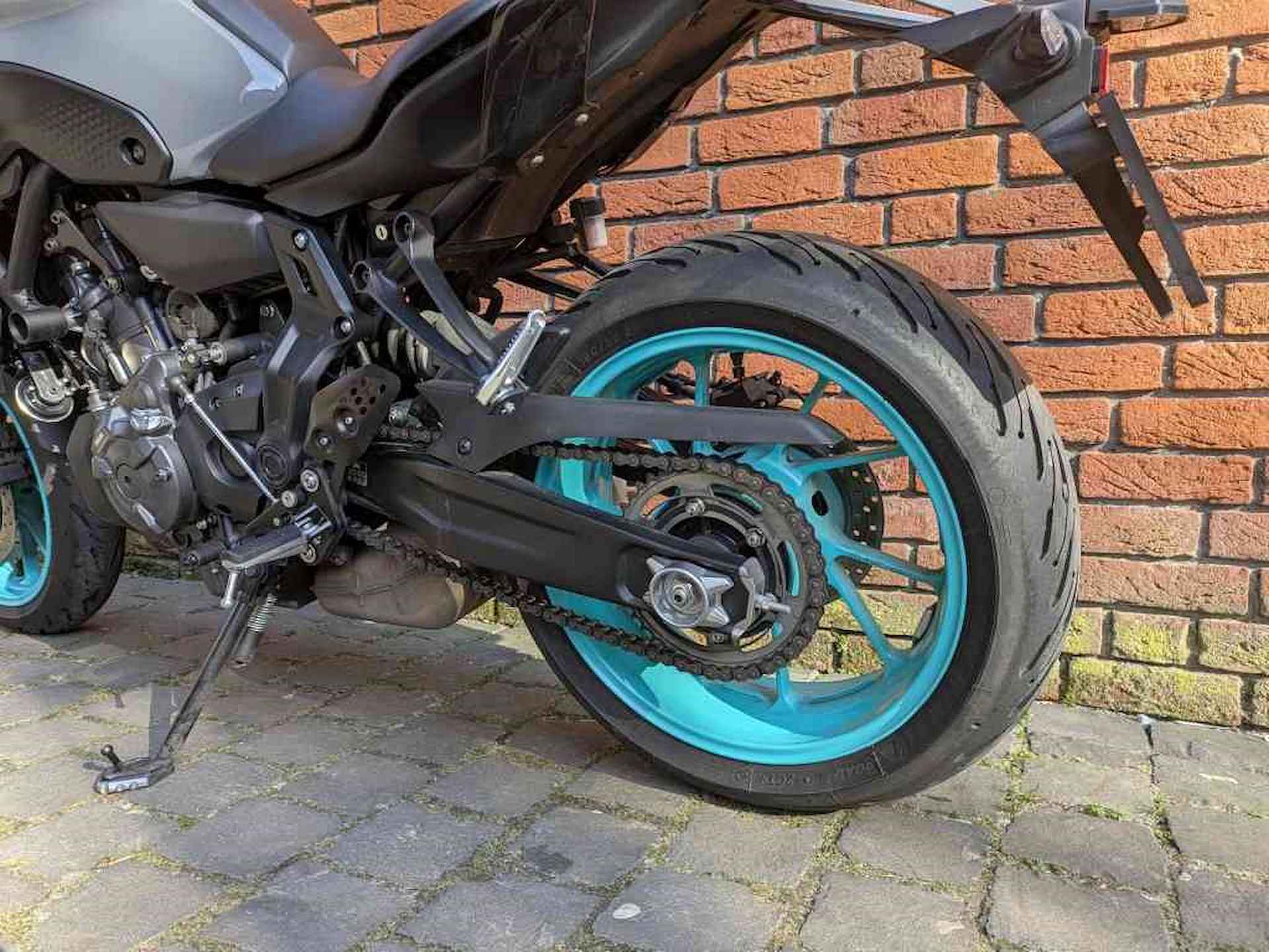 Yamaha MT-07 35 KW Cyan Storm - 6/10