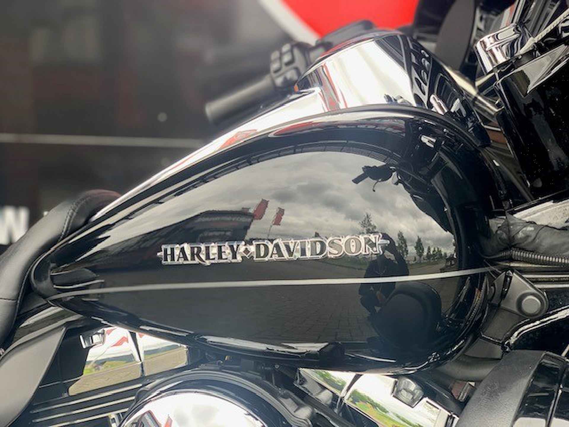 Harley-Davidson FLHTK Ultra Limited - 14/19