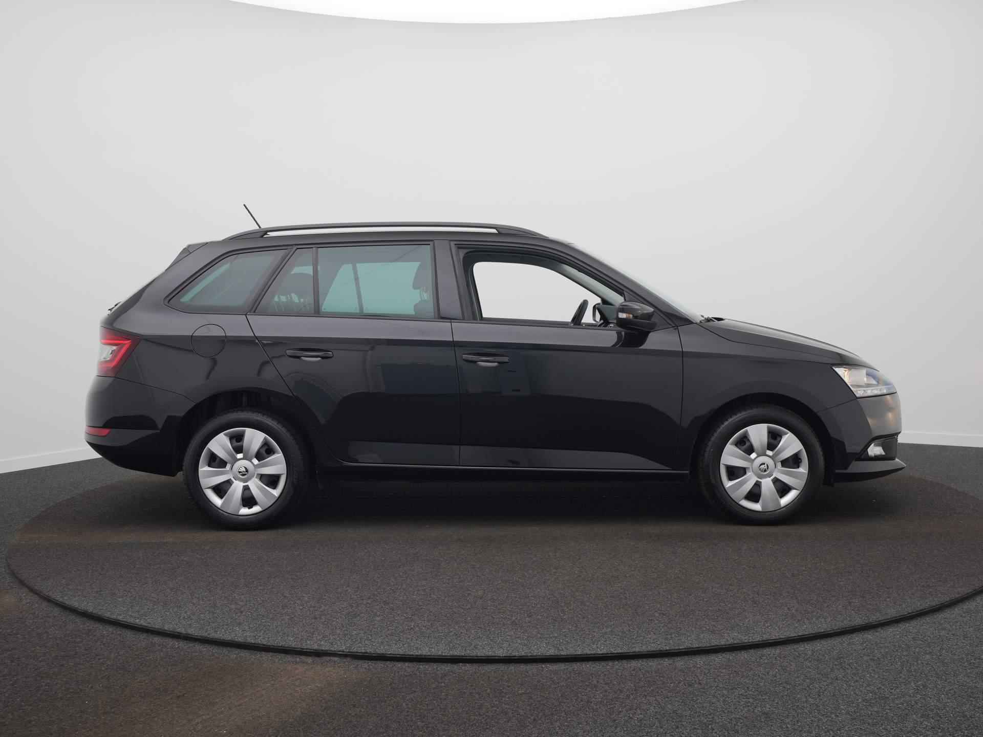 Skoda Fabia Combi 1.0 TSI Ambition / AUTOMAAT / Climate Control / Navigatie / Cruise Control - 4/36