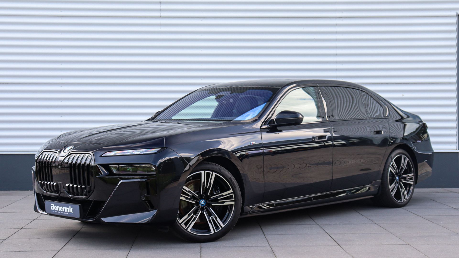 BMW i7 xDrive60 M-Sport Pro | Gran Lusso | Executive Pack | Skylounge | Bowers & Wilkins | Rear Seat Entertainment bij viaBOVAG.nl