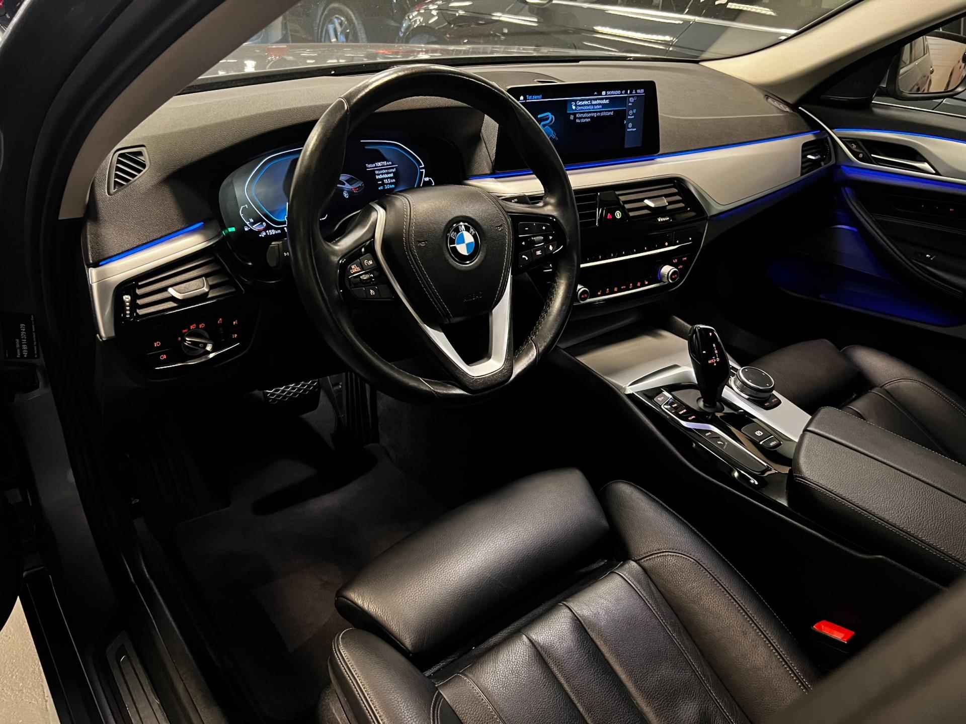 BMW 5-serie 530e iPerformance High Executive V-COCKPIT/NAVI/H-KARDON/LEDER/// - 12/61