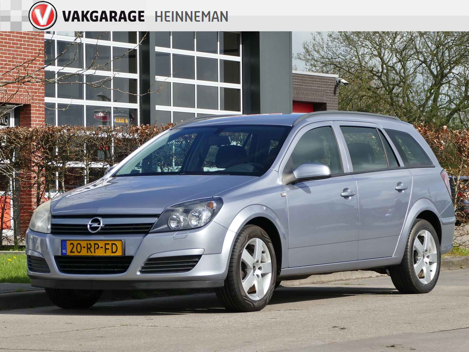 Opel Astra Wagon 1.4 Enjoy | trekhaak | airco - 1/37