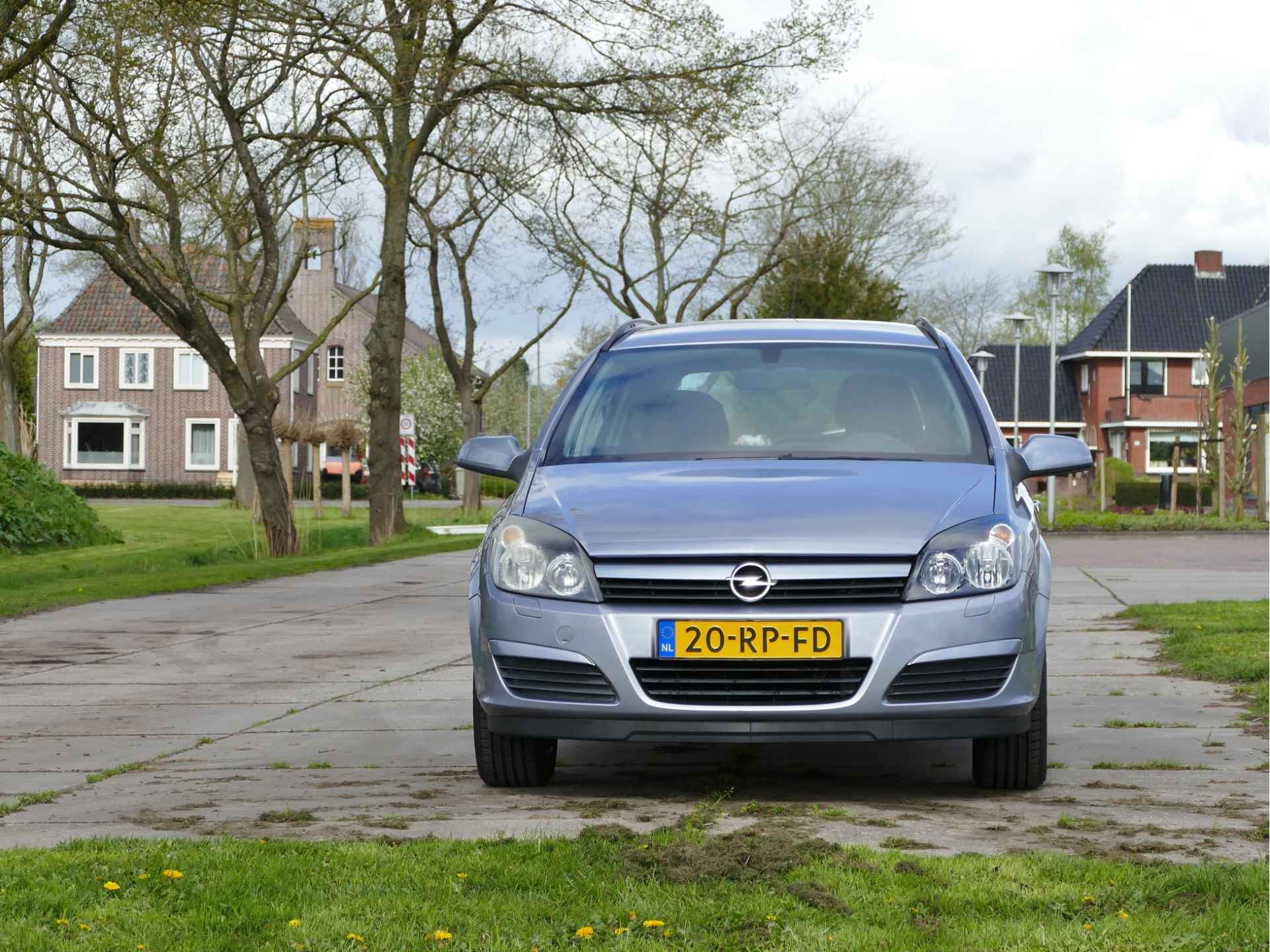 Opel Astra Wagon 1.4 Enjoy | trekhaak | airco - 34/37