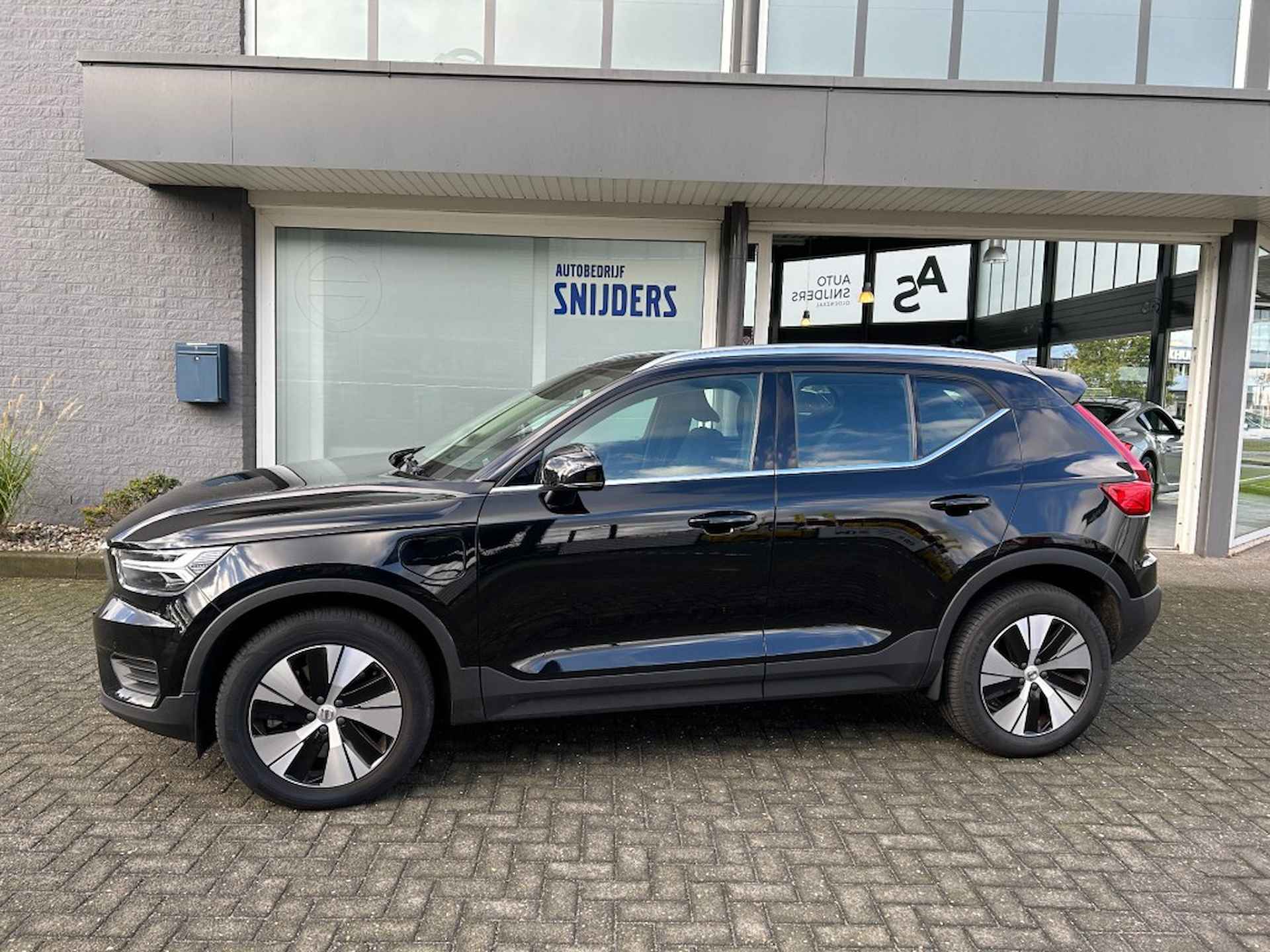 VOLVO Xc40 T4 Recharge Inscription Expression Automaat - 4/35