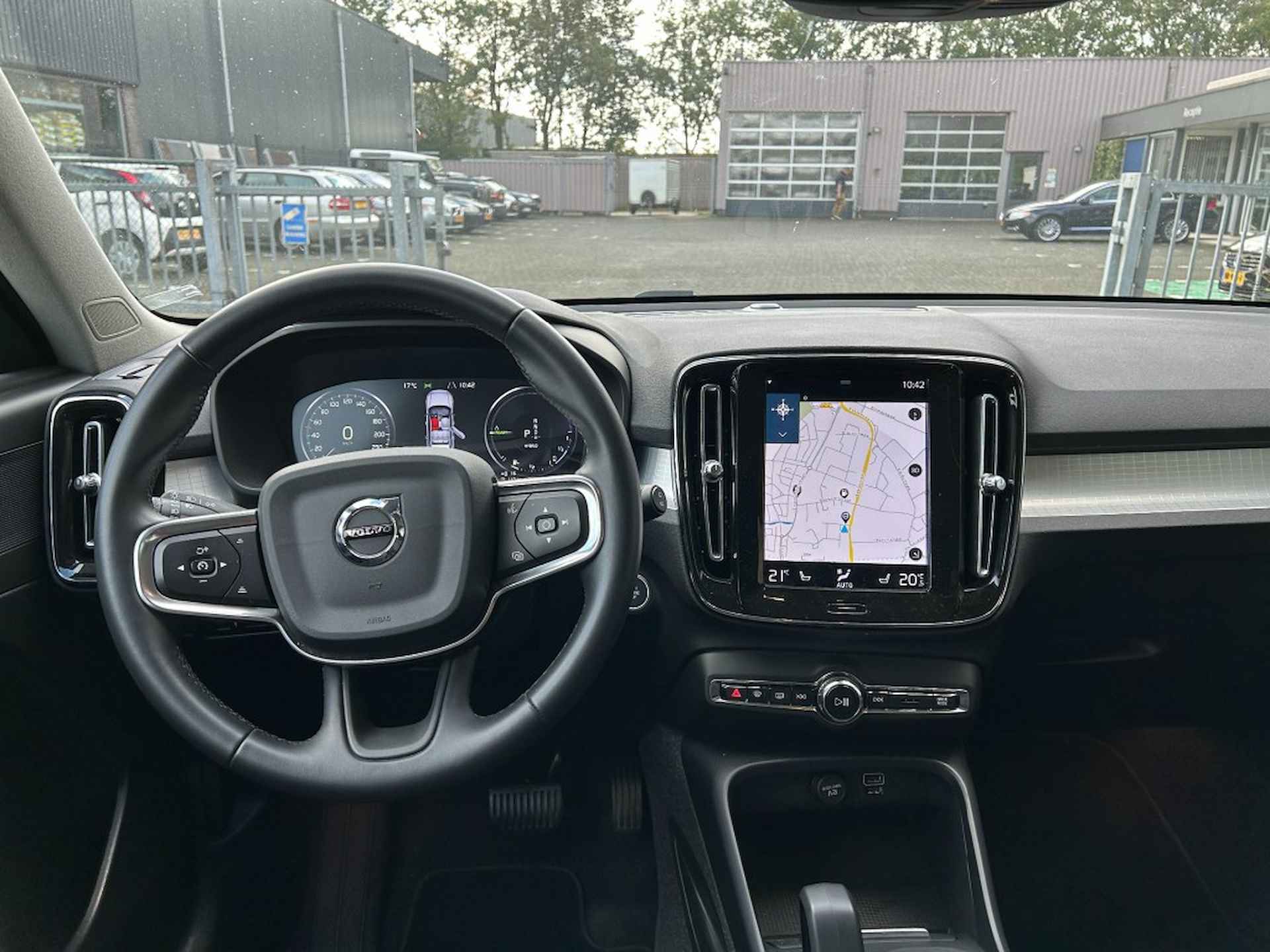 VOLVO Xc40 T4 Recharge Inscription Expression Automaat - 16/35