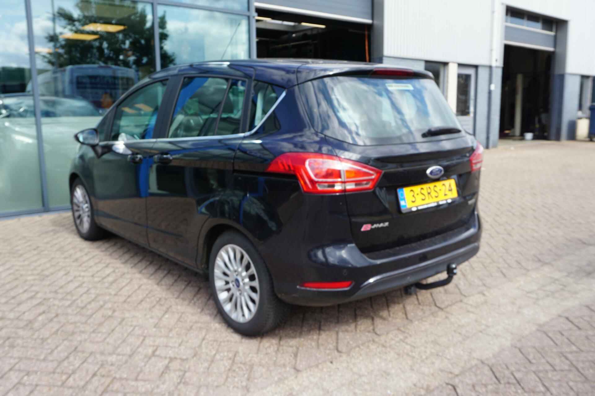 Ford B-Max 1.0 EcoBoost Titanium 100PK Trekhaak NIEUWE DISTRIBUTIERIEM!! Camera Navi Cruise Climate Voorruitverwarming *Dealer Onderhouden* - 7/21