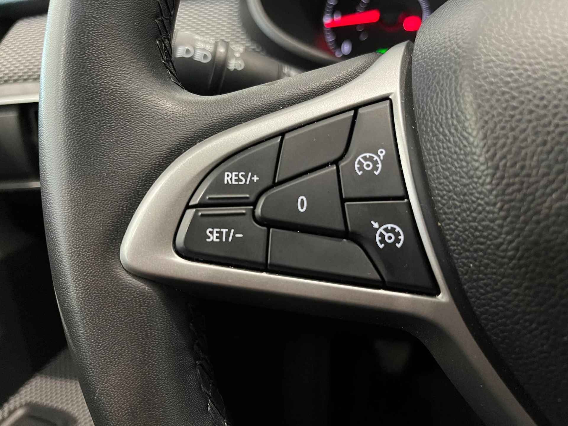 Dacia Jogger 1.0 TCe 110 Extreme 7p. CLIMA | CRUISE | CAMERA | NAVI | PDC | ANDROID & APPLE CARPLAY | - 14/37