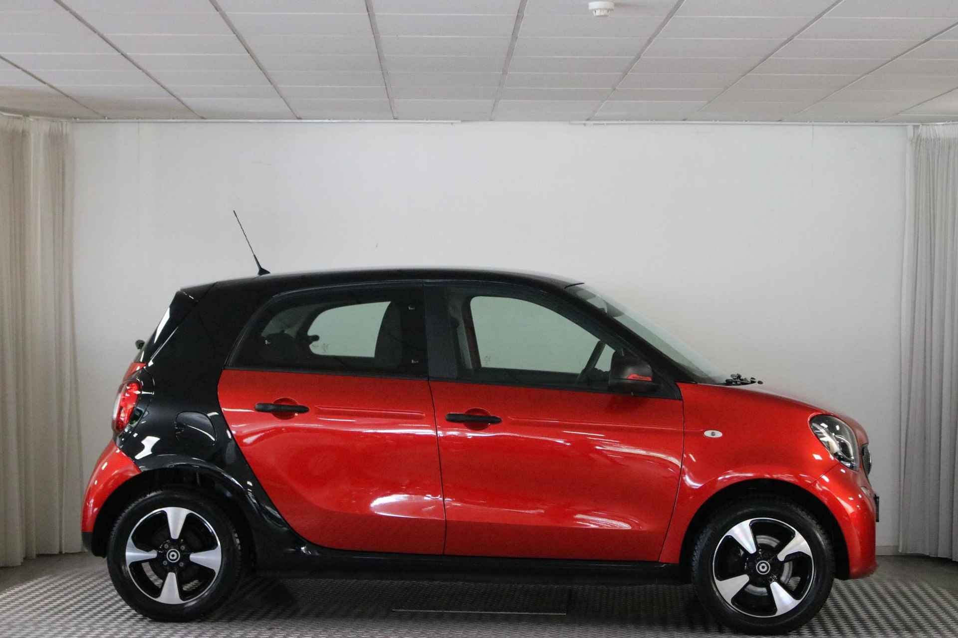 smart forfour 1.0 Business Solution Climate | Cruise | Lichtmetaal | Elek. ramen | NAP. - 8/27