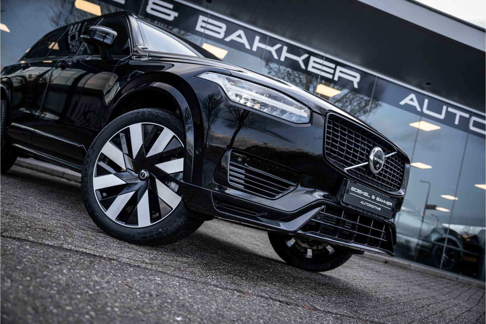 Volvo XC90 T8 Recharge AWD ULTRA DARK - LONG RANGE - B&W- LUCHTVERING-Trekhaak wegklapbaar - Panoramadak - - 9/85