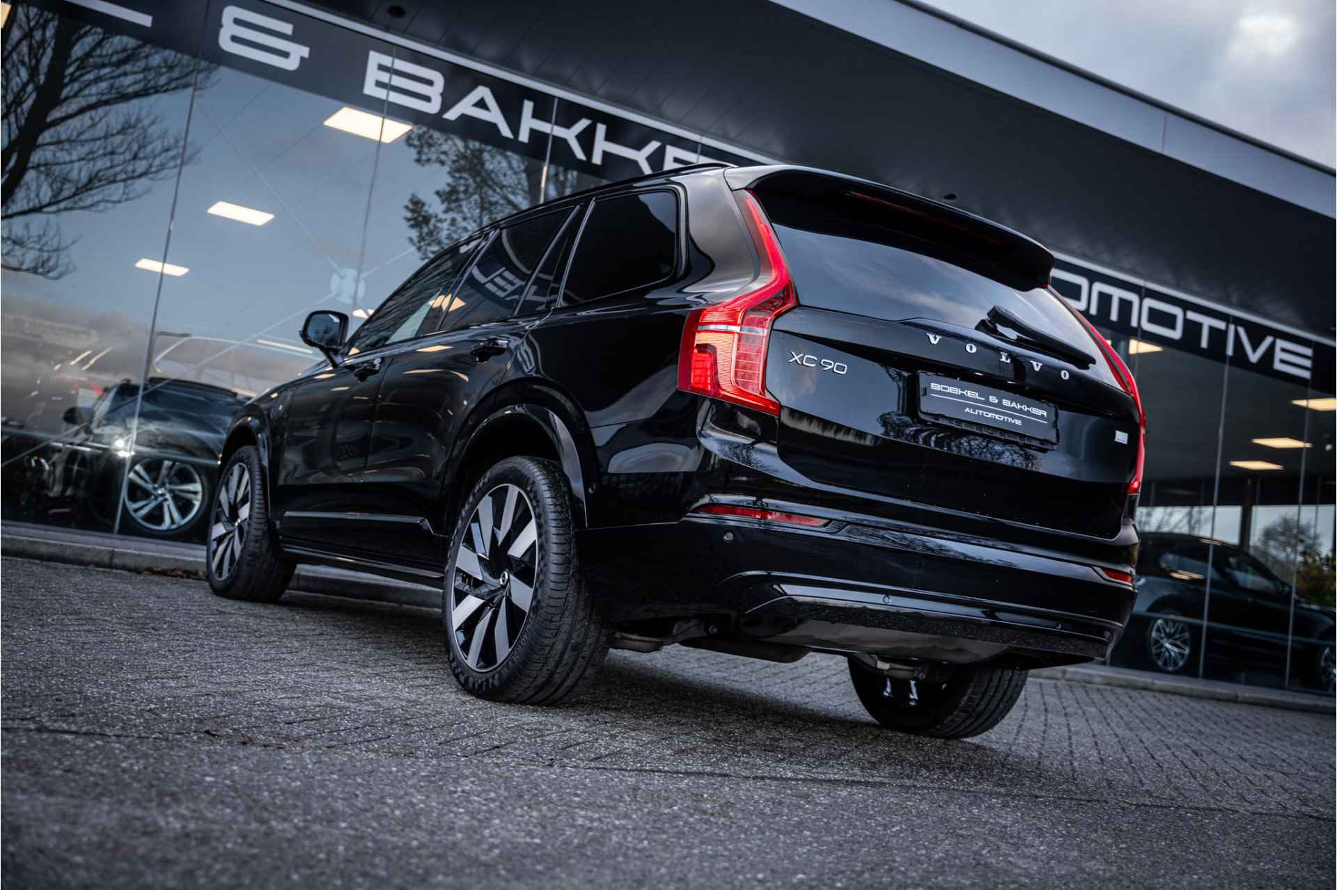 Volvo XC90 T8 Recharge AWD ULTRA DARK - LONG RANGE - B&W- LUCHTVERING-Trekhaak wegklapbaar - Panoramadak - - 37/85